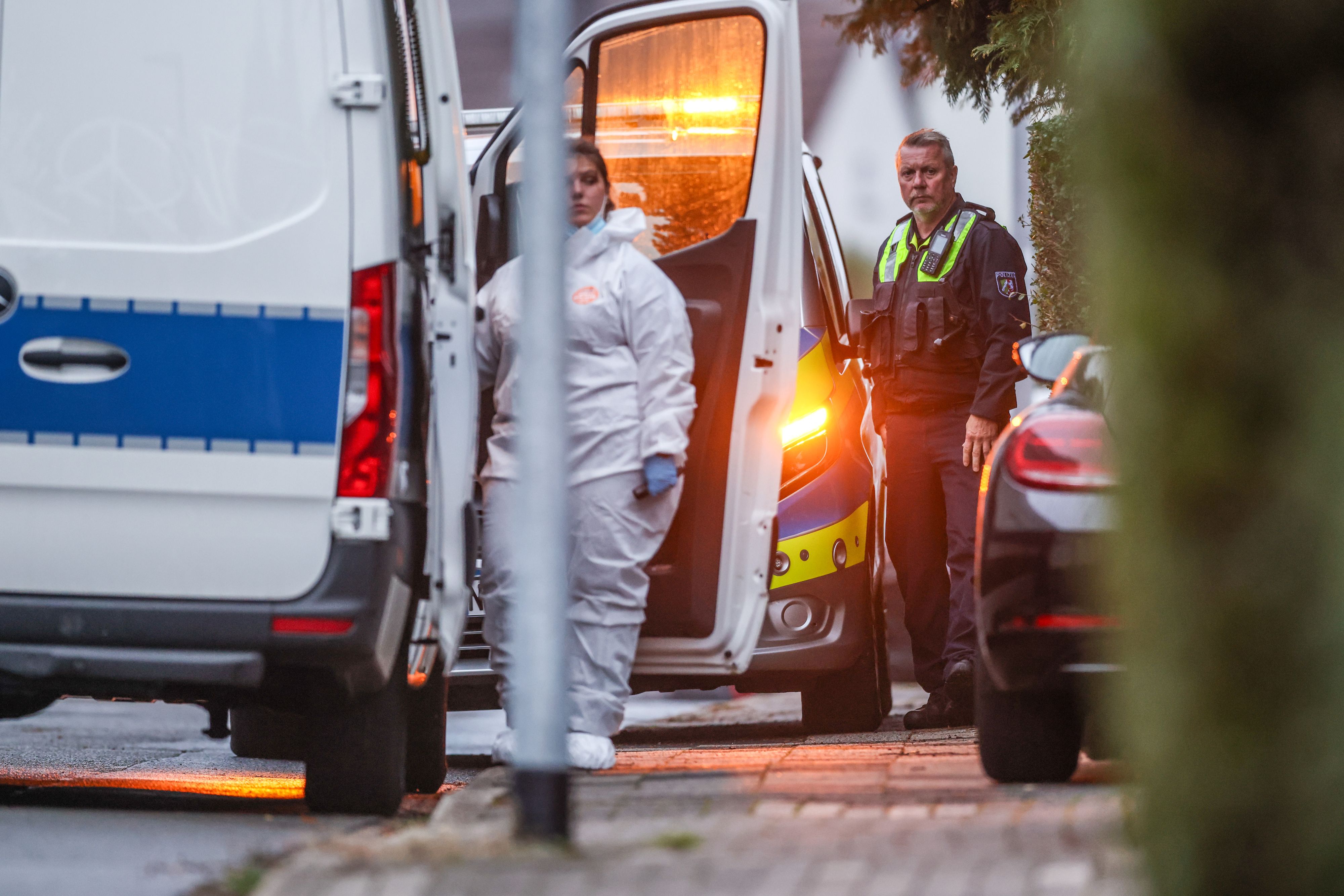 Ermittler konnten in dem Haus verwischte Blutspuren entdecken.