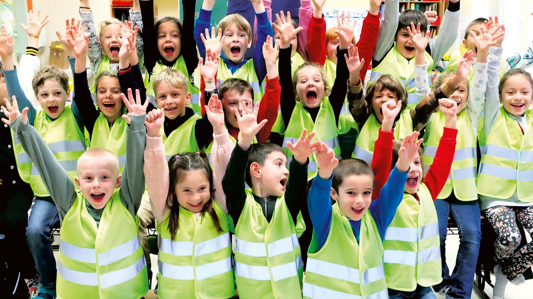 Heute.at - Warnwesten im Test: Hälfte ist unbrauchbar