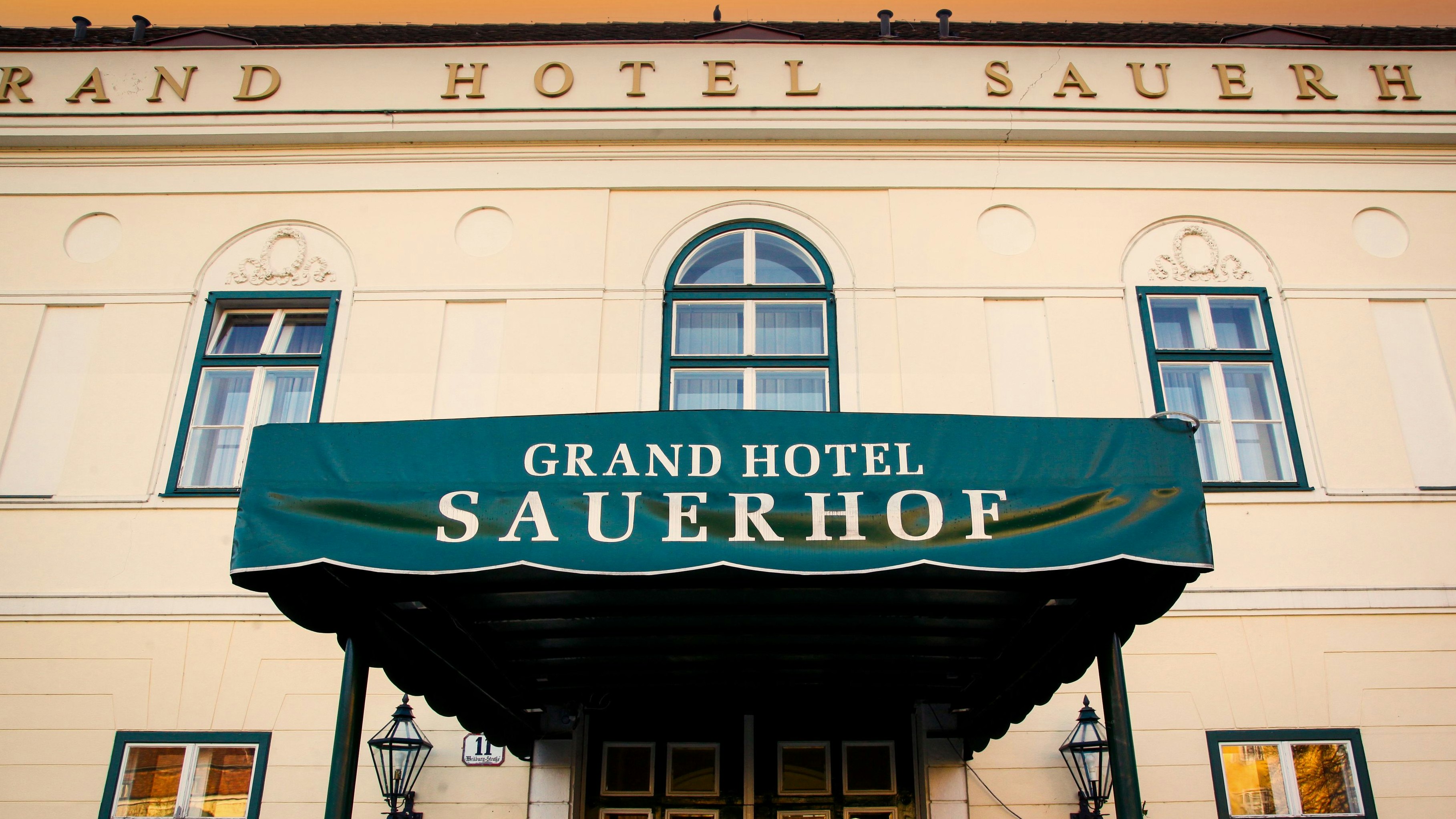 Heute.at - Rätsel um neue Hotelpläne in der Kurstadt Baden