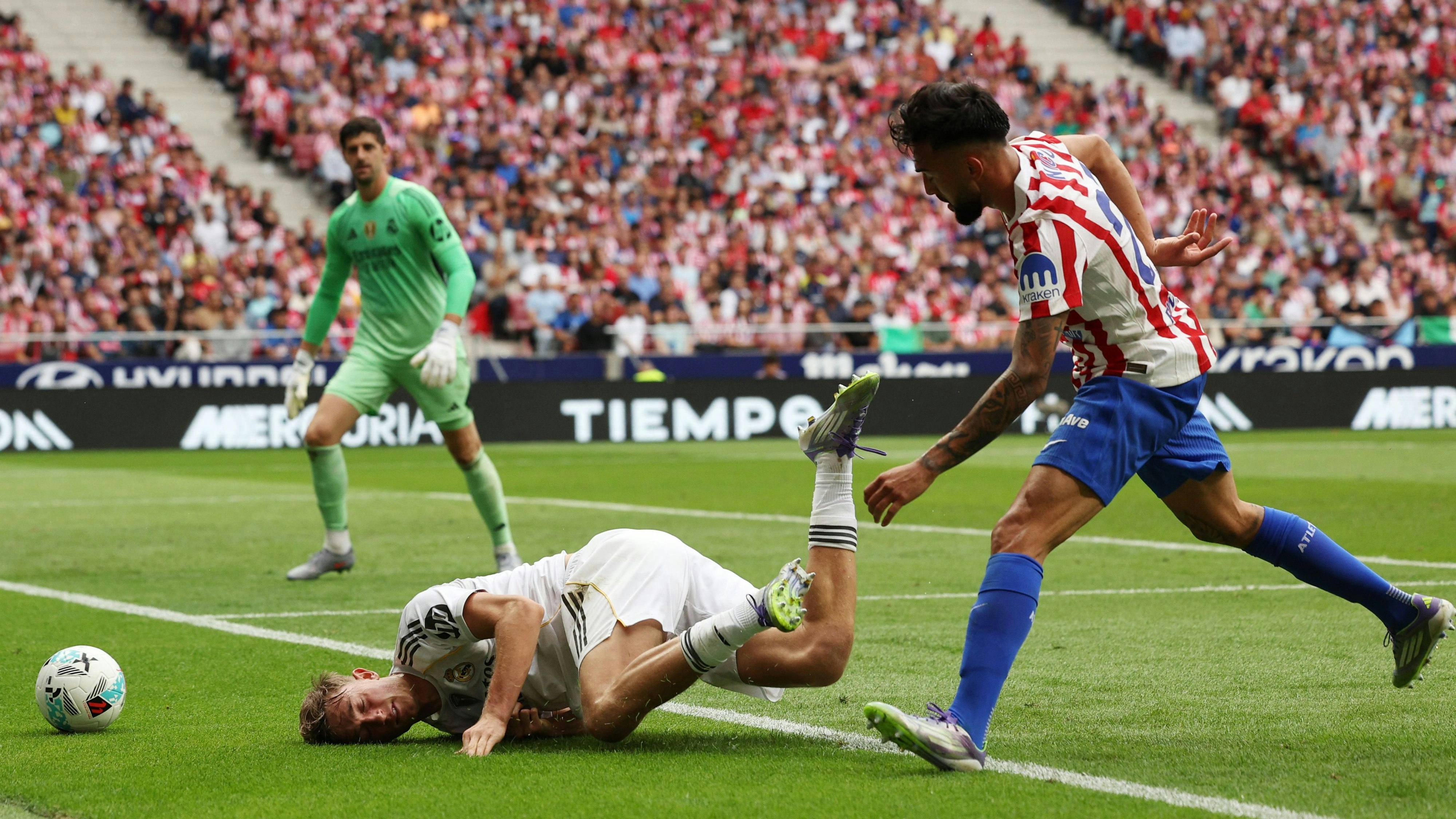 Real-Verteidiger Dean Huijsen reiste verletzt aus dem spanischen Teamcamp ab.