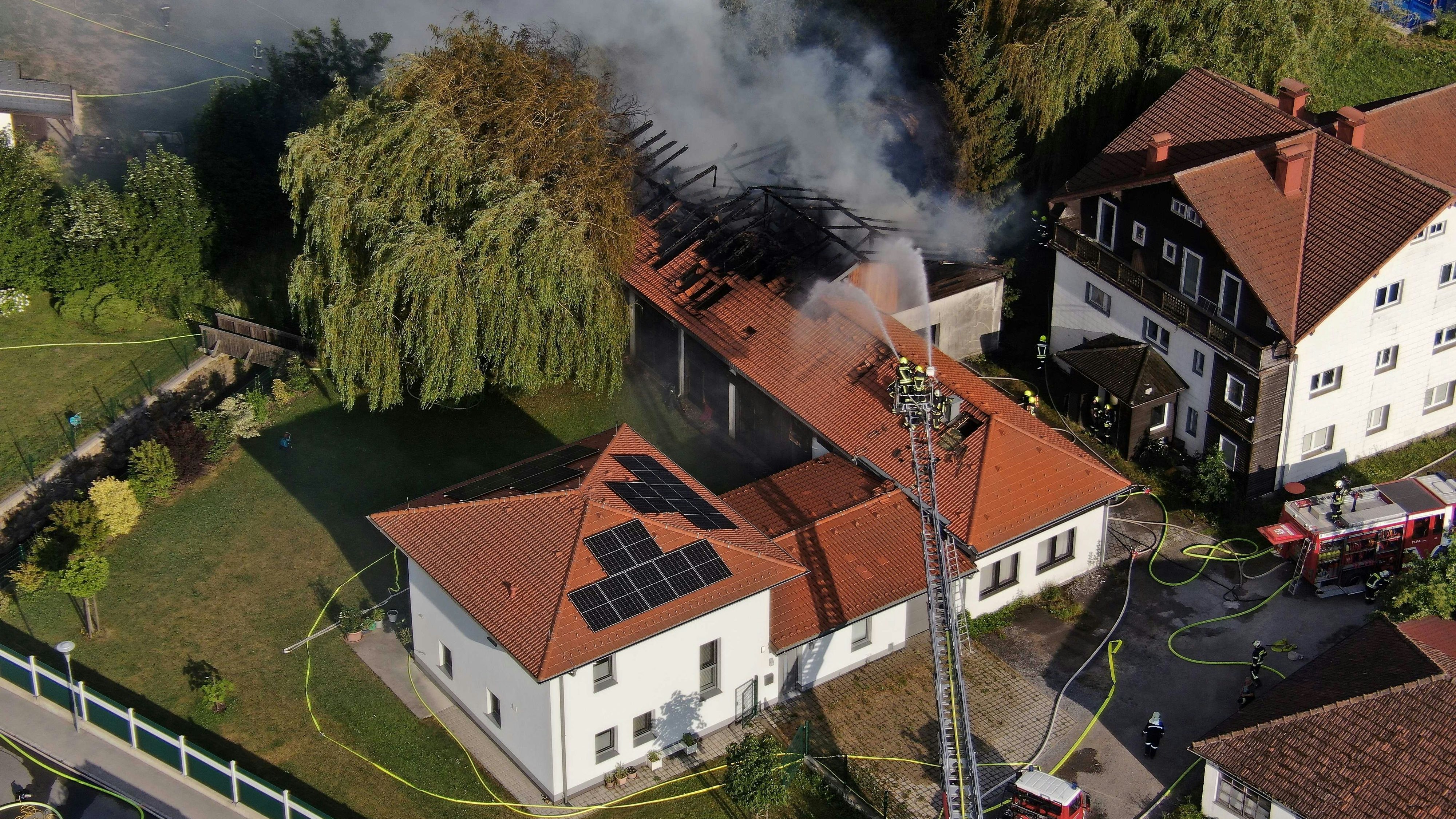Feuerwehreinsatz nach Brandstiftung