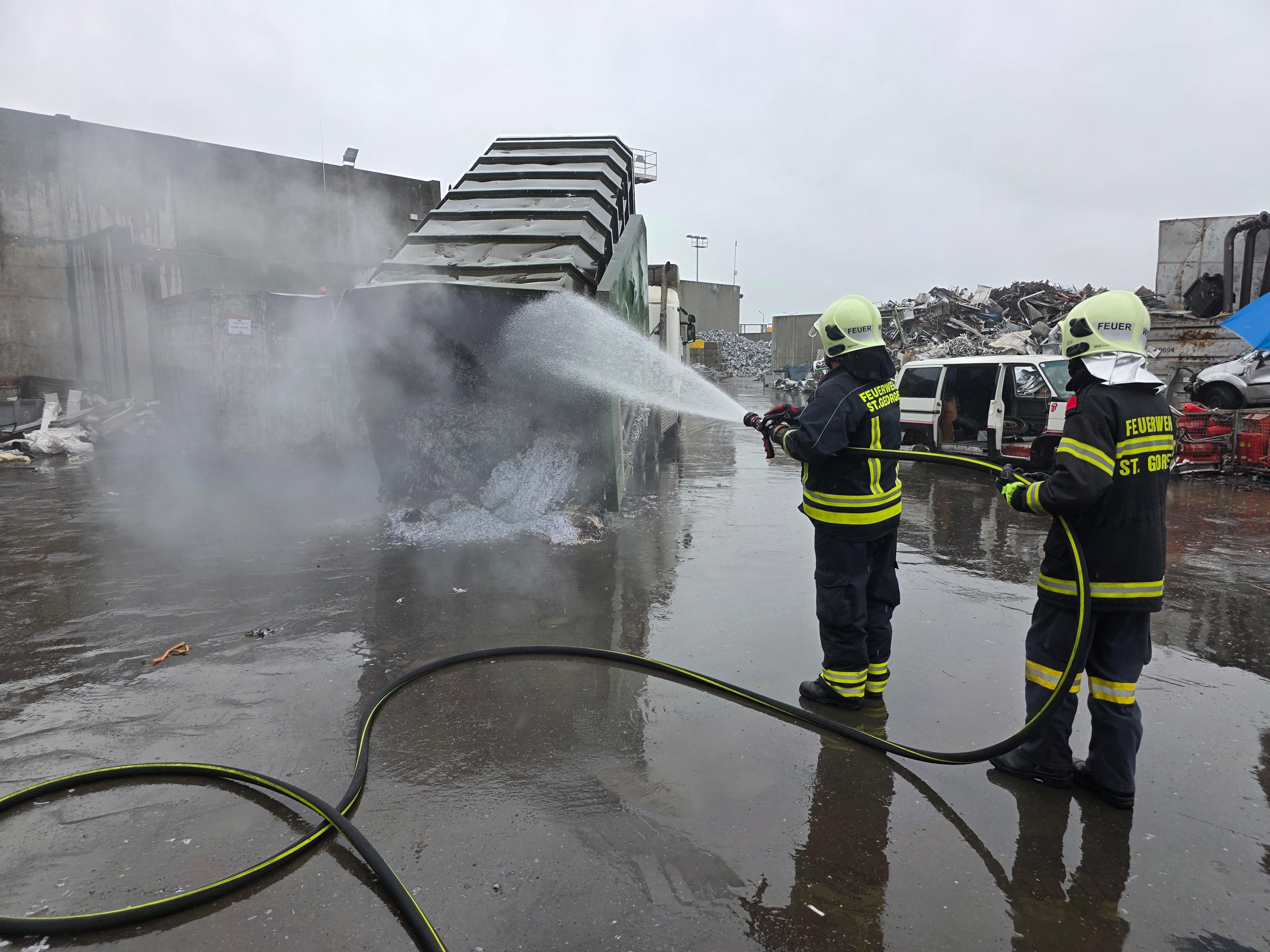 Am Donnerstag kam es in St. Georgen zu einem Containerbrand.