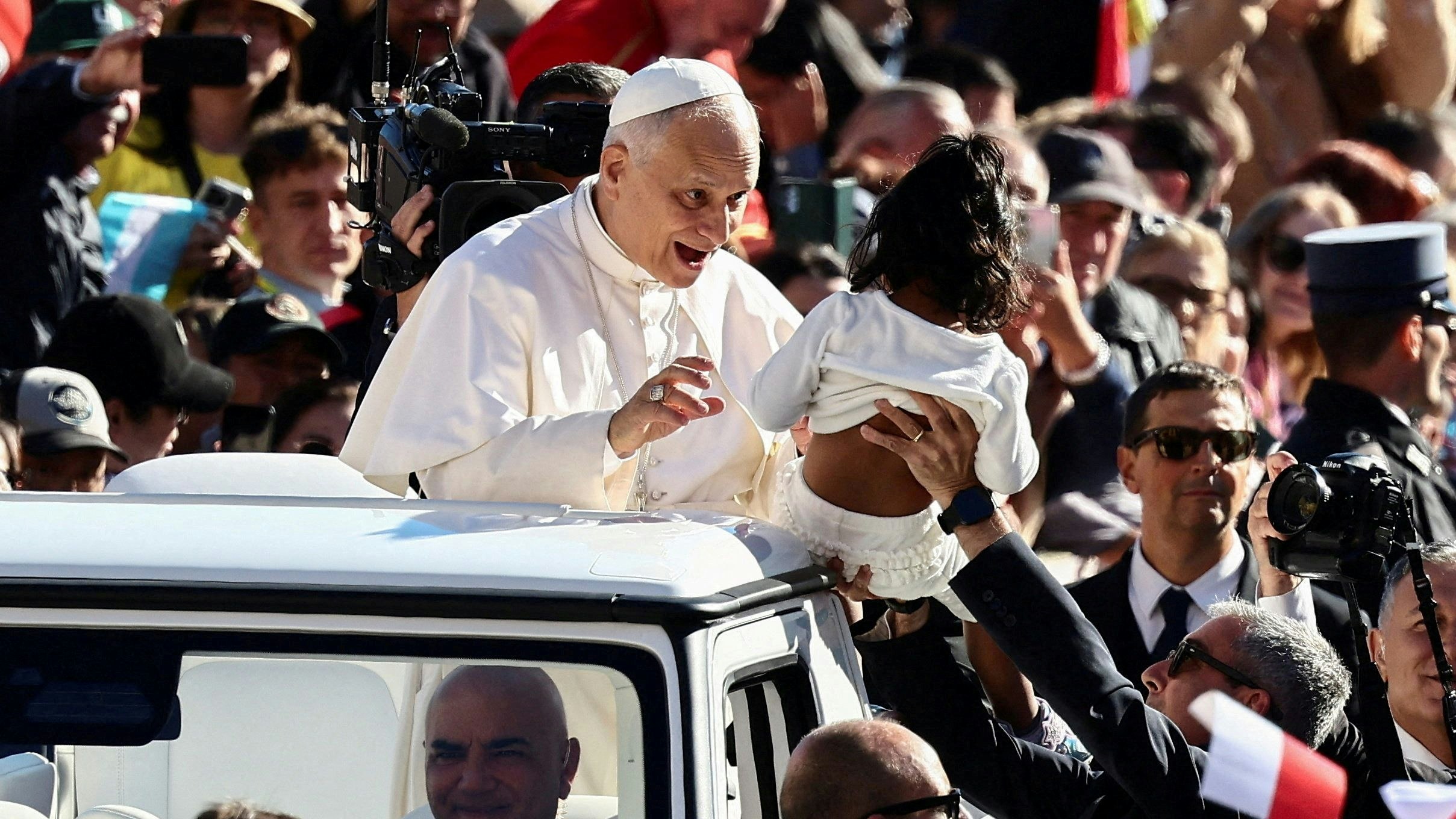 Heute.at - Papst Leo XIV. fordert mehr Einsatz gegen Armut