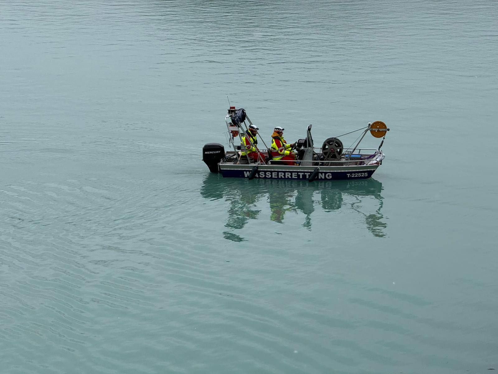 Heute.at - Aus 53 Metern Tiefe – Jäger tot aus Stausee geborgen