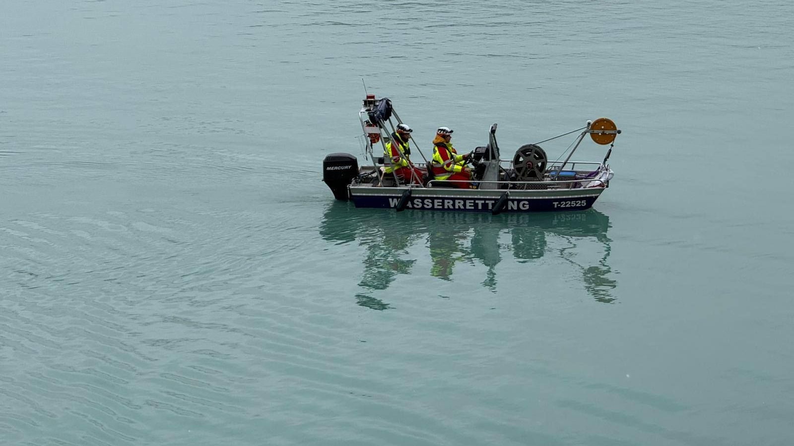 Heute.at - Aus 53 Metern Tiefe – Jäger tot aus Stausee geborgen