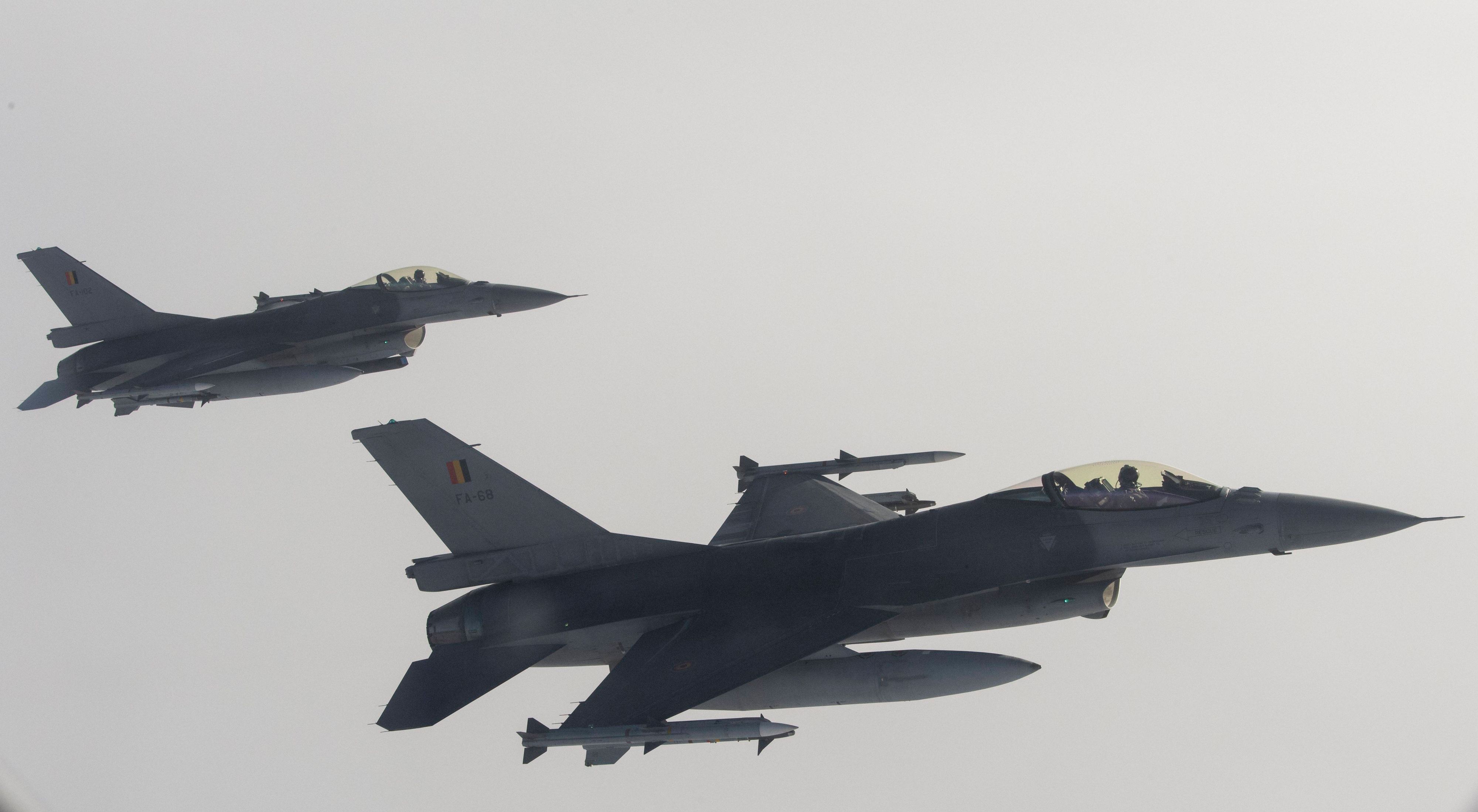 Belgische F-16 bei der Sicherung des NATO-Luftraums über Estland.