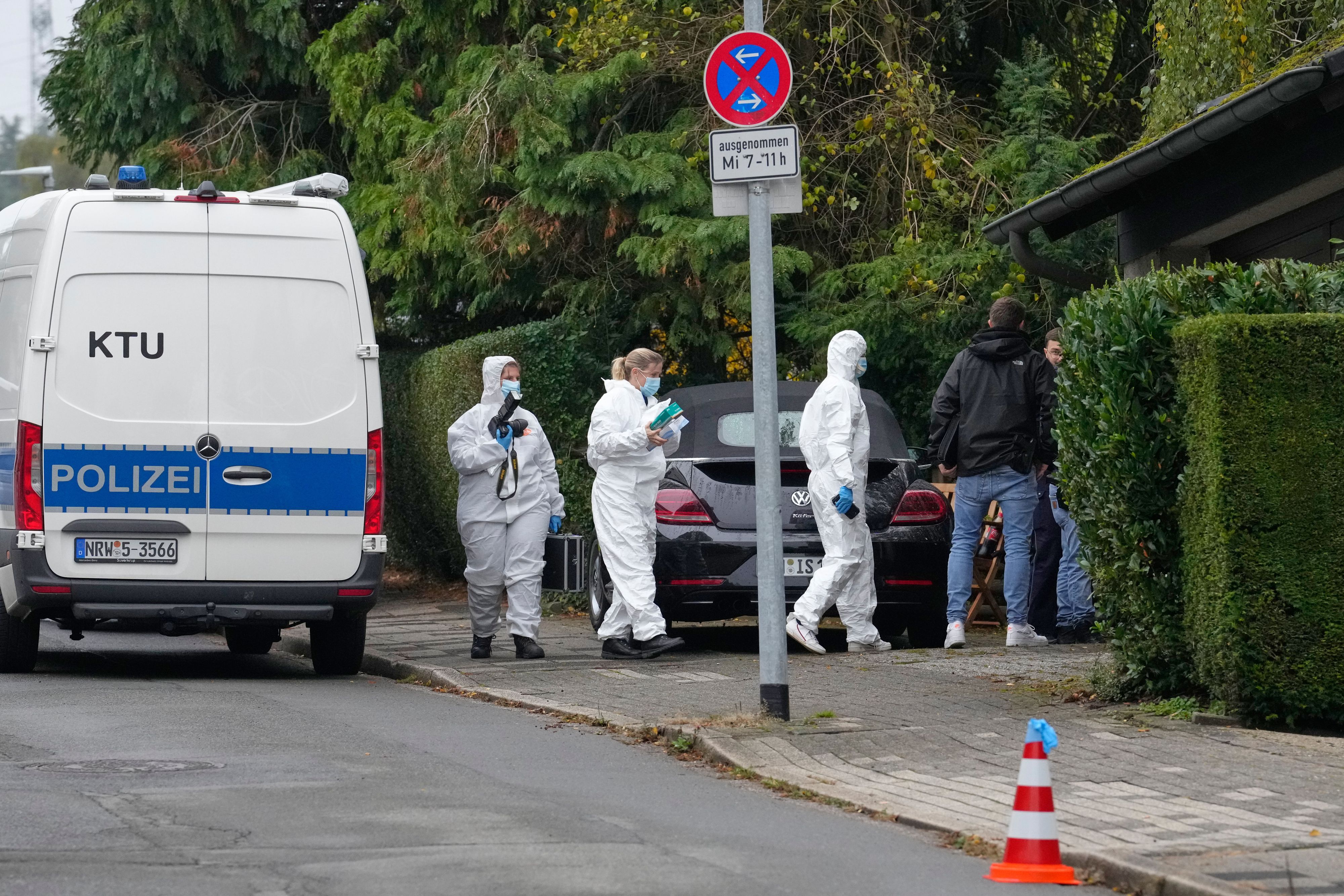 Die 57-jährige Iris Stalzer war am Dienstag lebensgefährlich verletzt in ihrem Wohnhaus gefunden worden.