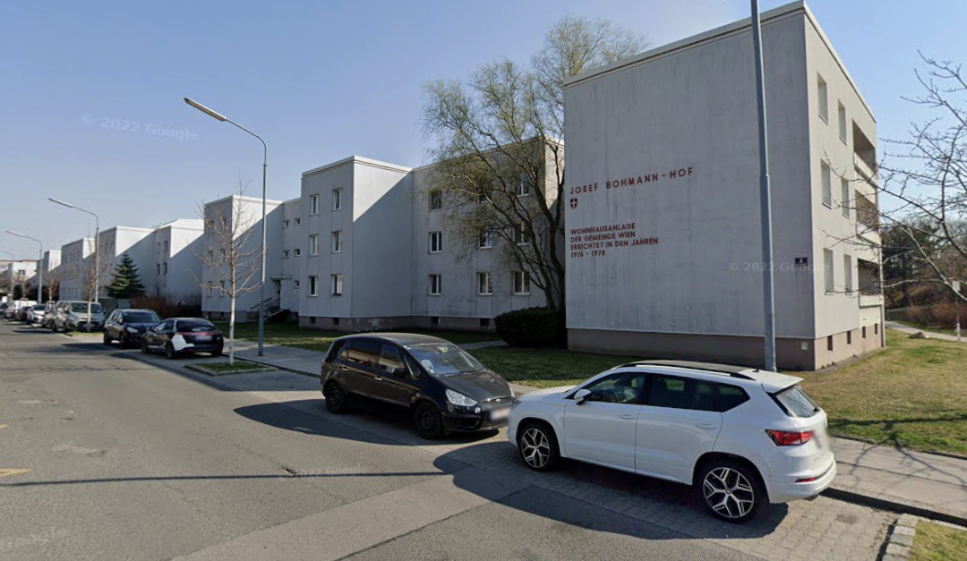 Die Tragödie passierte am Samstag im Gemeindebau Josef-Bohmann-Hof.