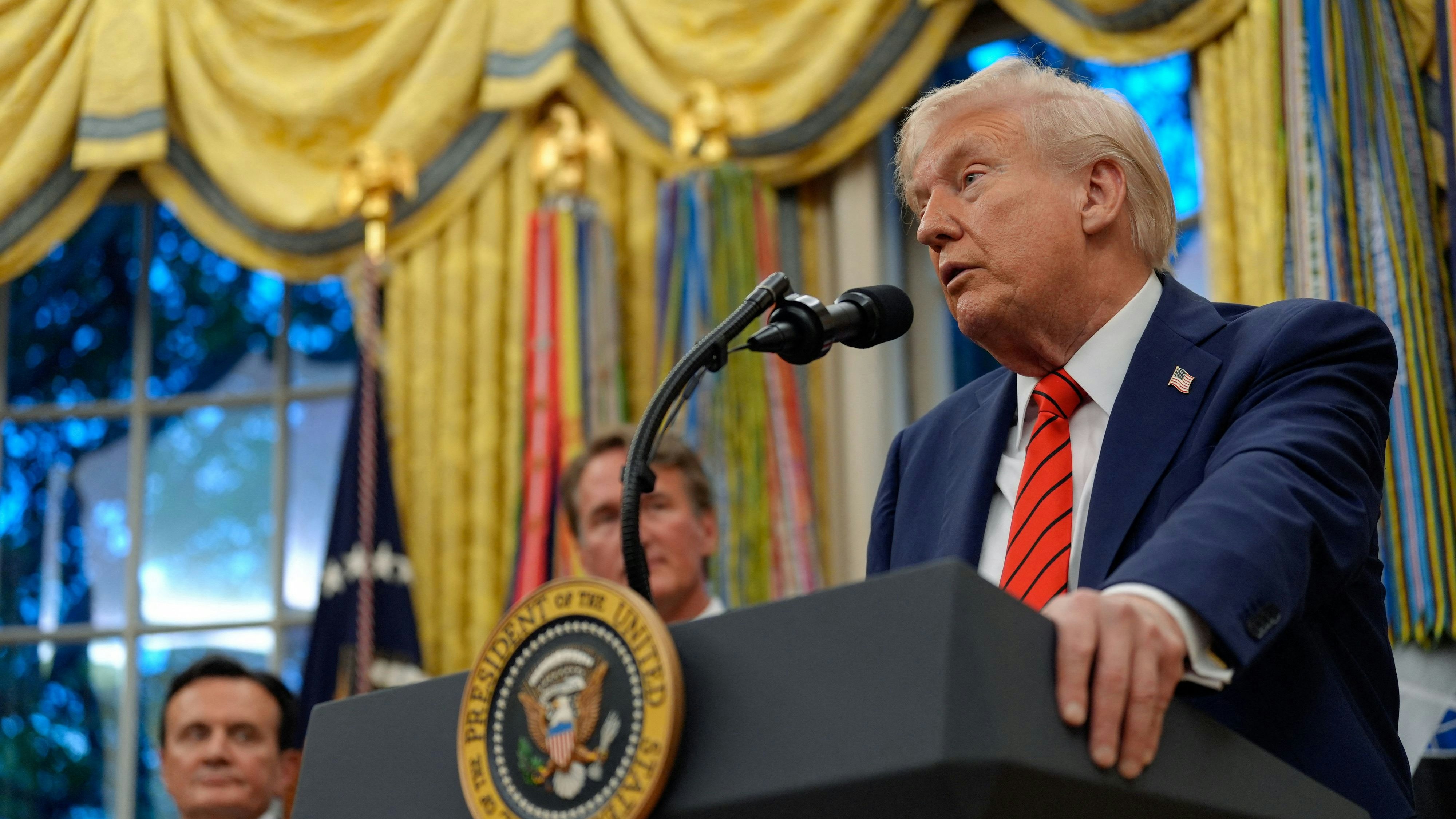 Heute.at - Trump schmeißt 4.000 demokratische Bundesbeamten raus