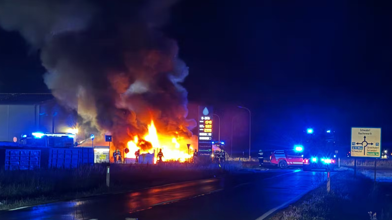 Heute.at - Duo soll Lkw in Brand gesteckt haben: 500.000 € Schaden