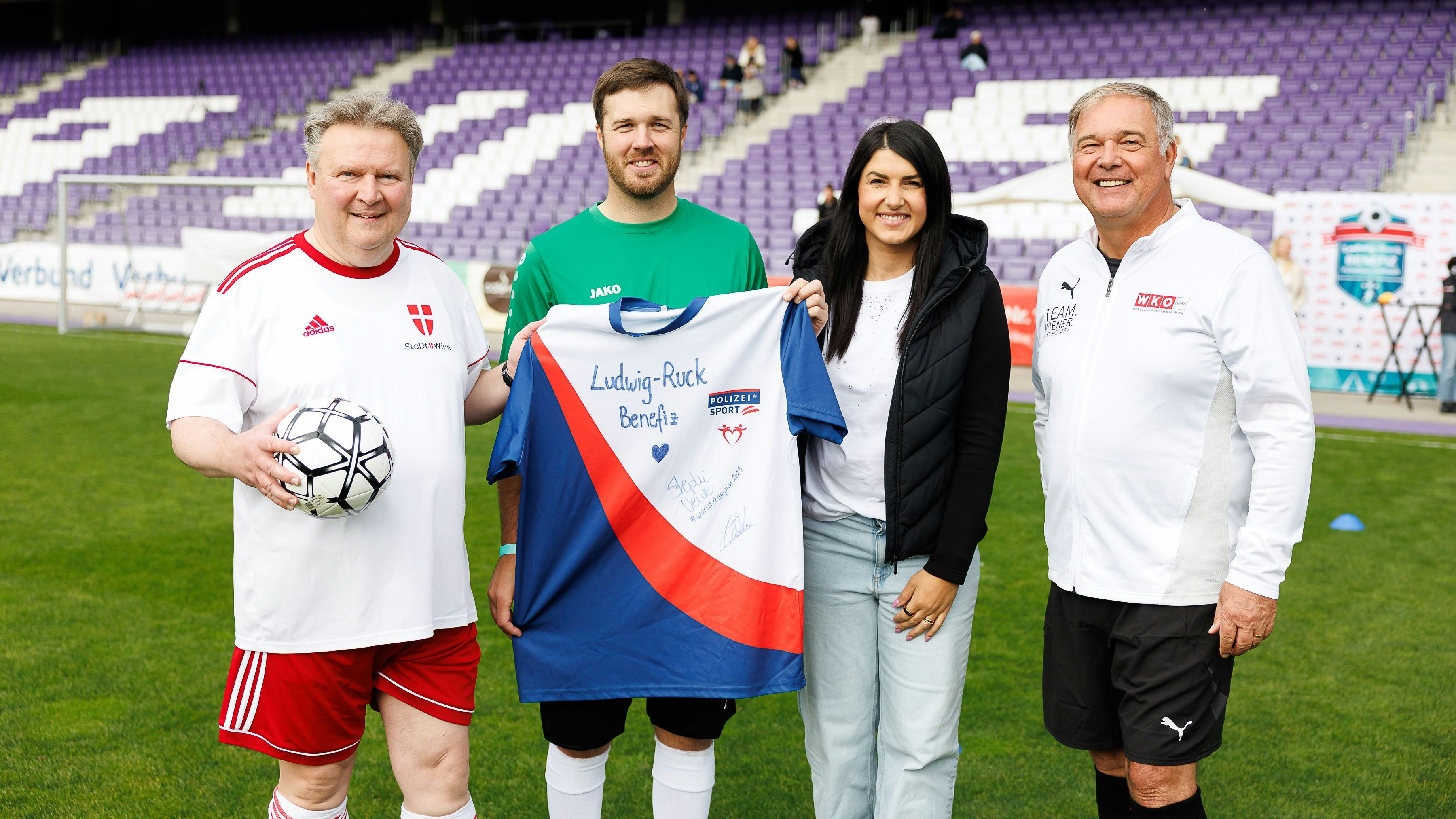 Heute.at - 30 Tore, 20.000 Euro – Ludwig kickt für guten Zweck