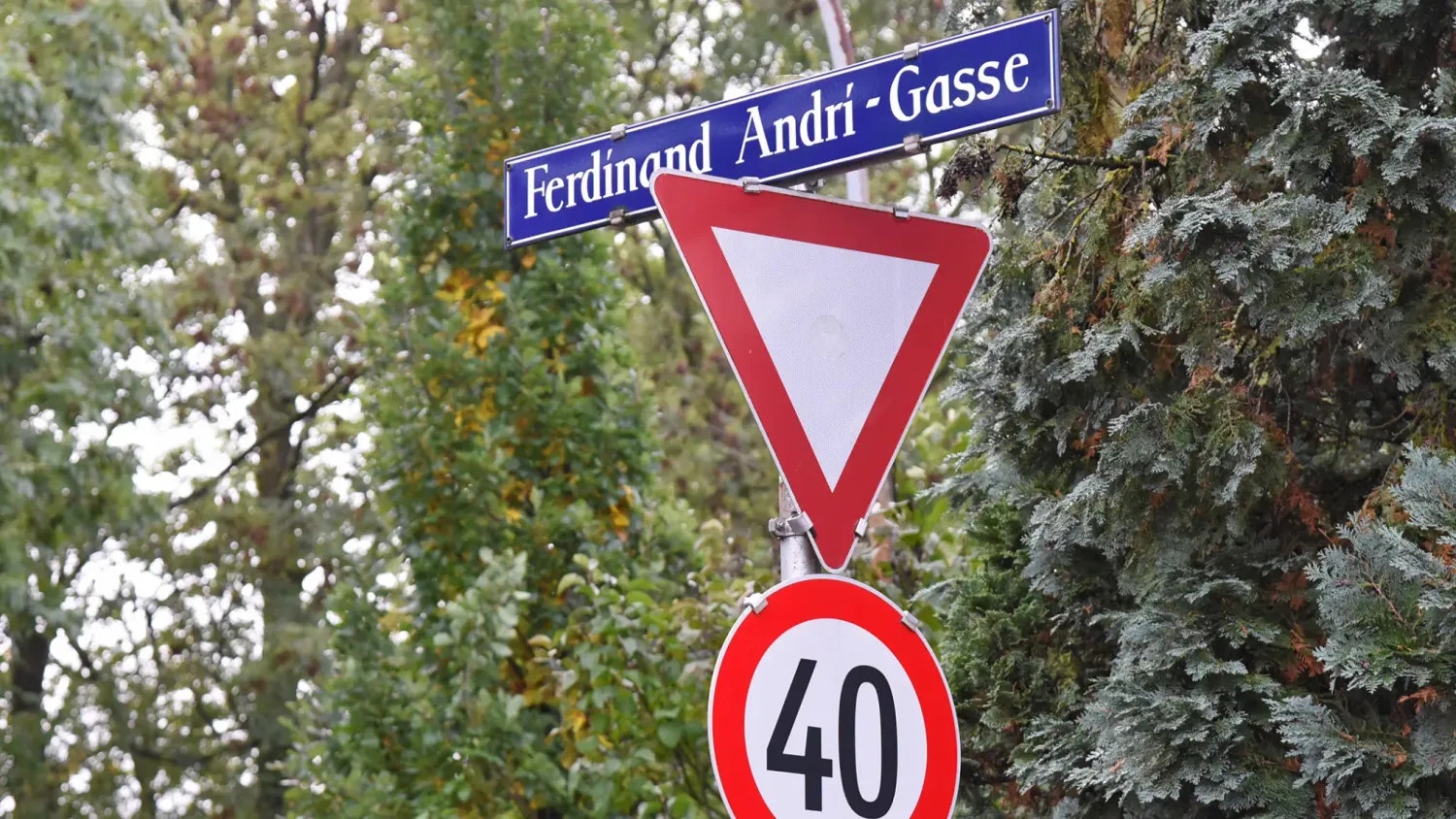 Heute.at - Zusatztafeln klären über umstrittene Straßennamen auf