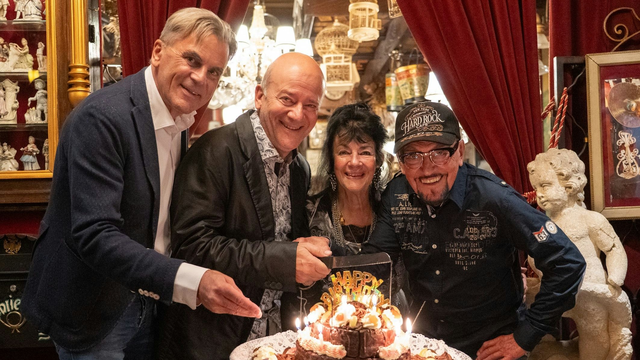 Heute.at - Rock’n’Roll-Kaiser feiert im Dreierpack Geburtstag