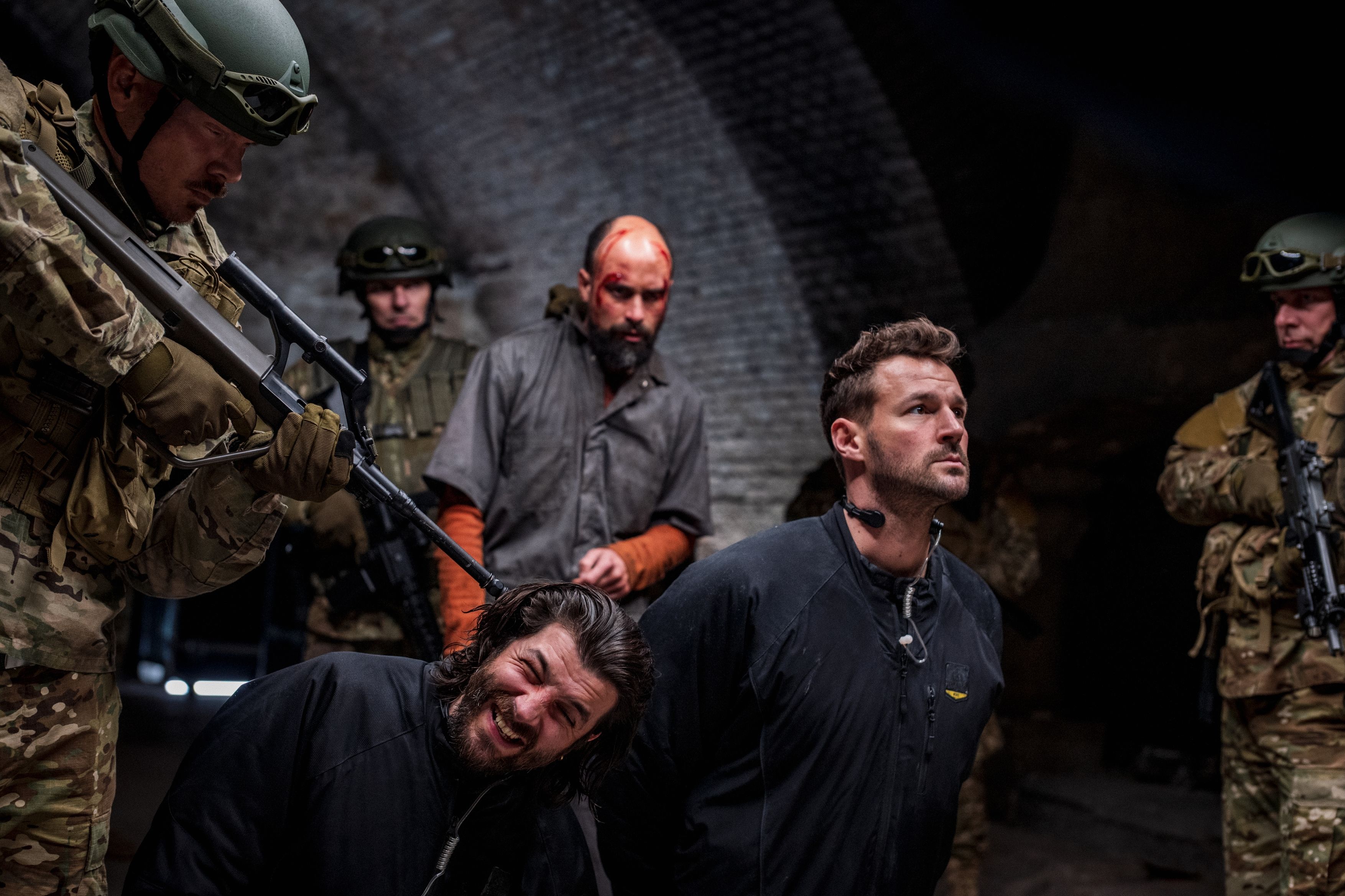 Die Brüder (Jaus und Pizzera) sind in Schwierigkeiten.