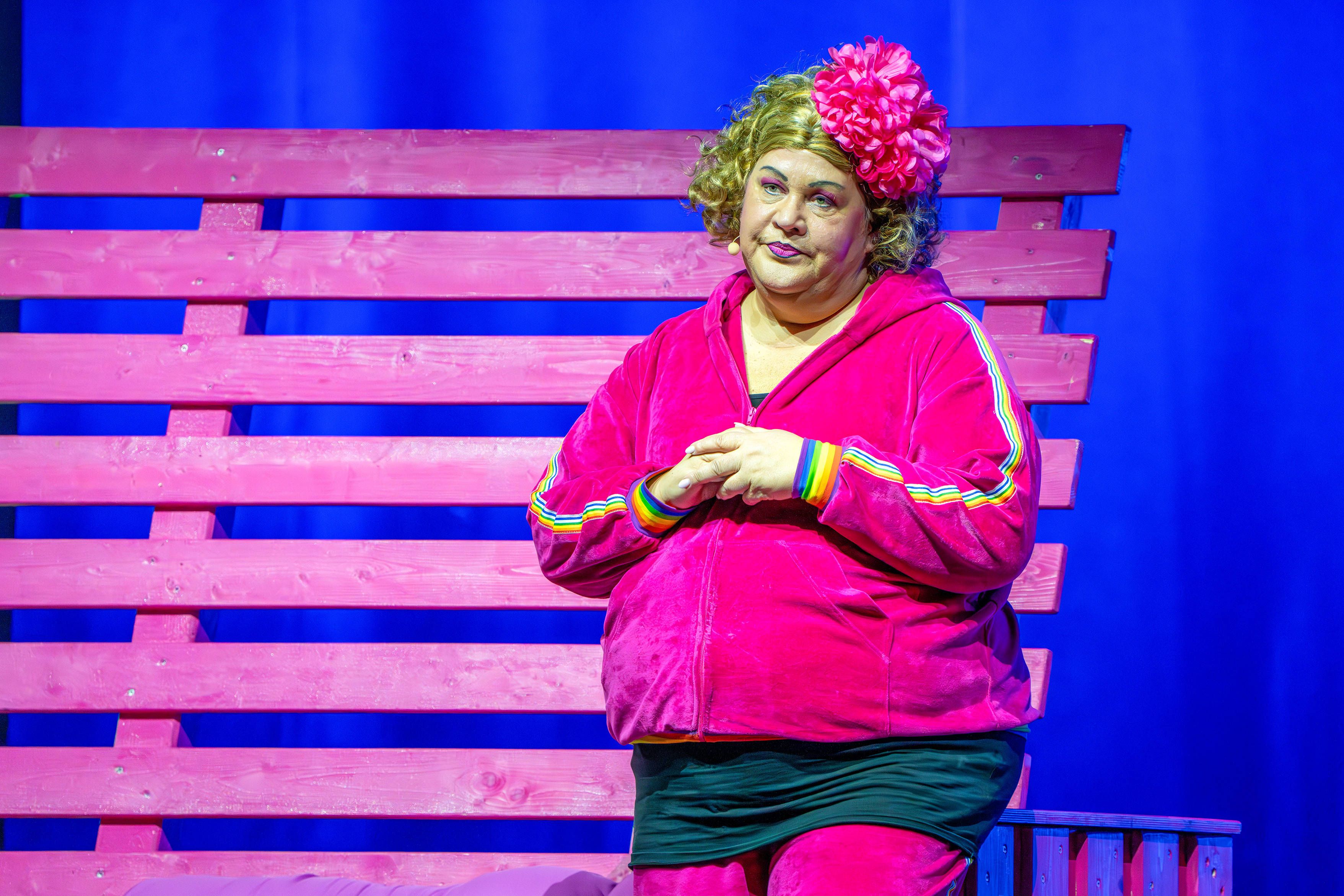 Komikerin Ilka Bessin macht nun als Cindy aus Marzahn Schlagermusik.