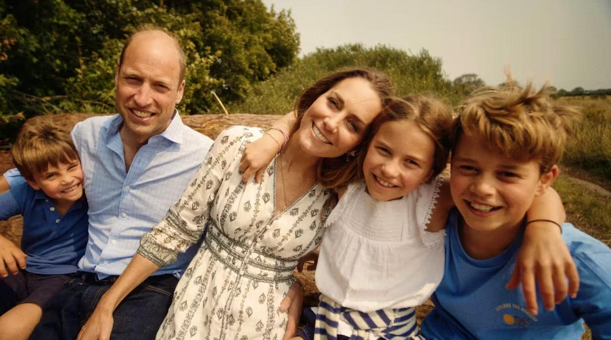 Prinz Louis, Prinz William, Prinzessin Kate, Prinzessin Charlotte und Prinz George (v.l.).