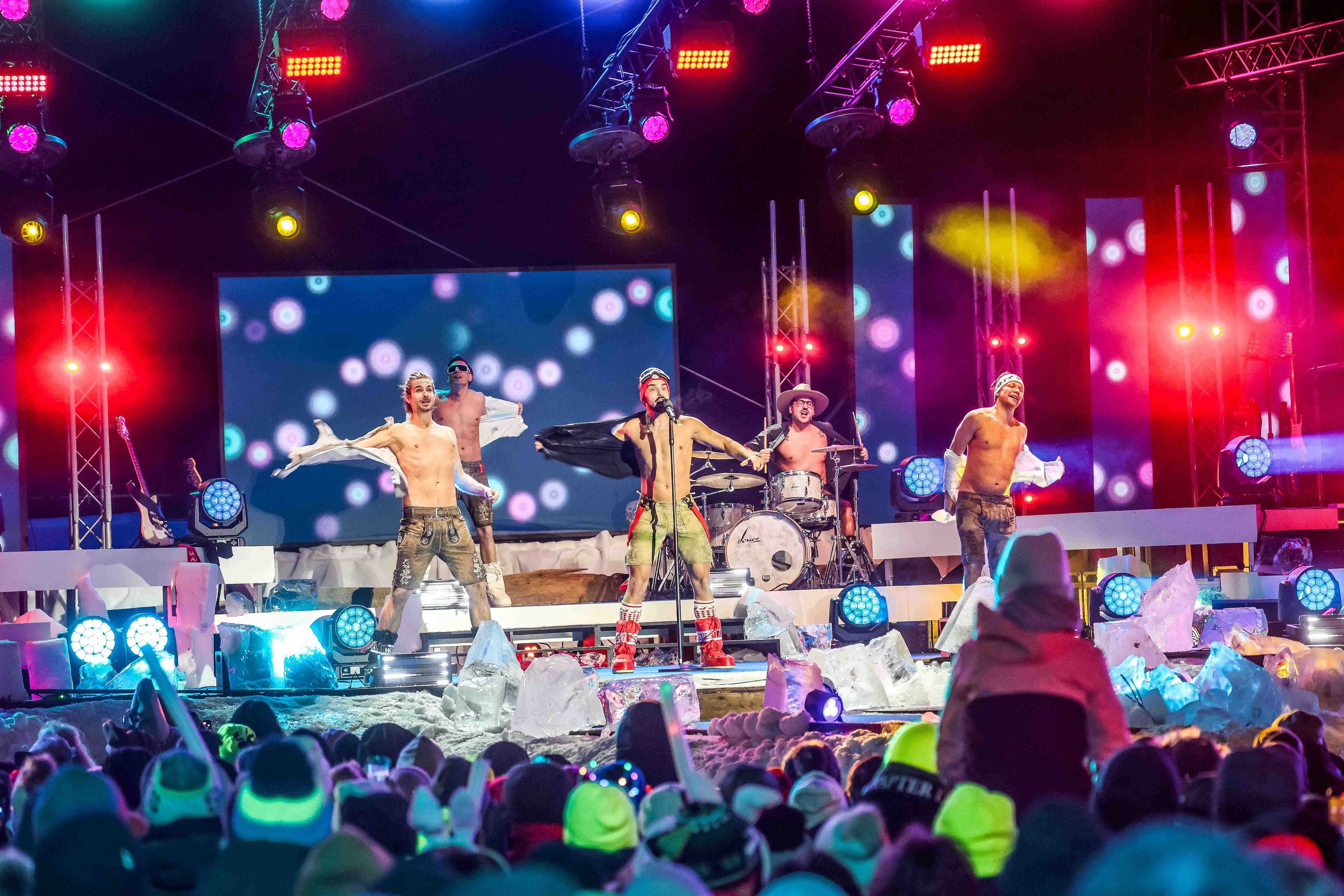 Mountain Crew steht für unkomplizierten Schlager-Spaß. Die Band rund um Ex-Mister-Austria und Sänger Philipp Rafetseder (3.v.l.) will jetzt zum ESC.