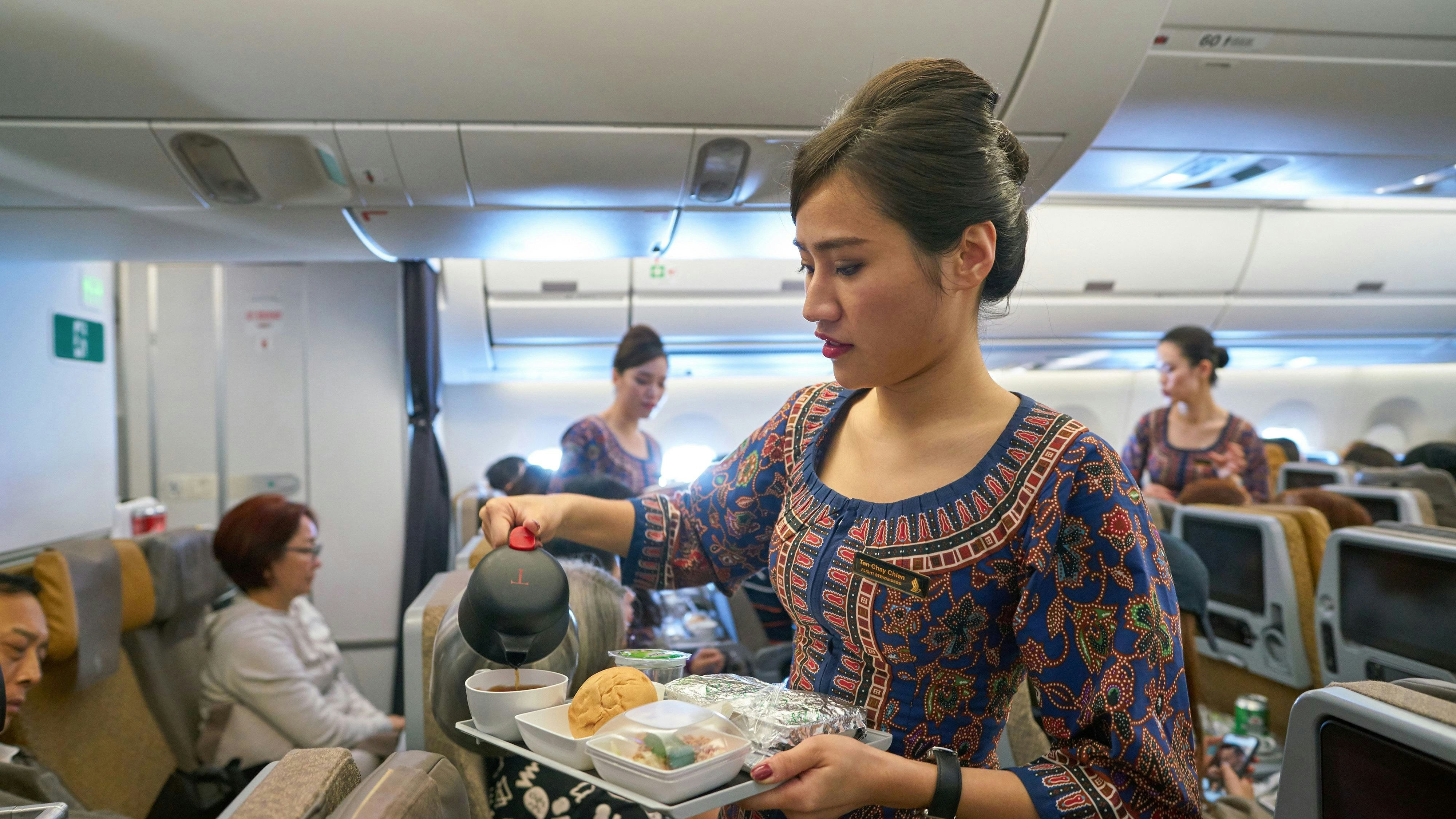 Die beste Crew der Welt ist die von Singapore Airlines.