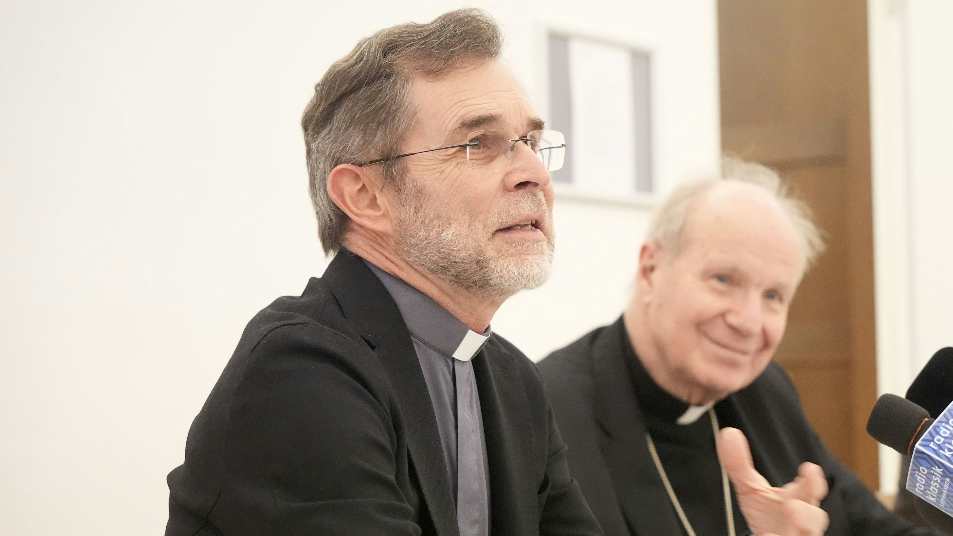 Heute.at - Neuer Erzbischof wird Lila statt Kardinalsrot tragen