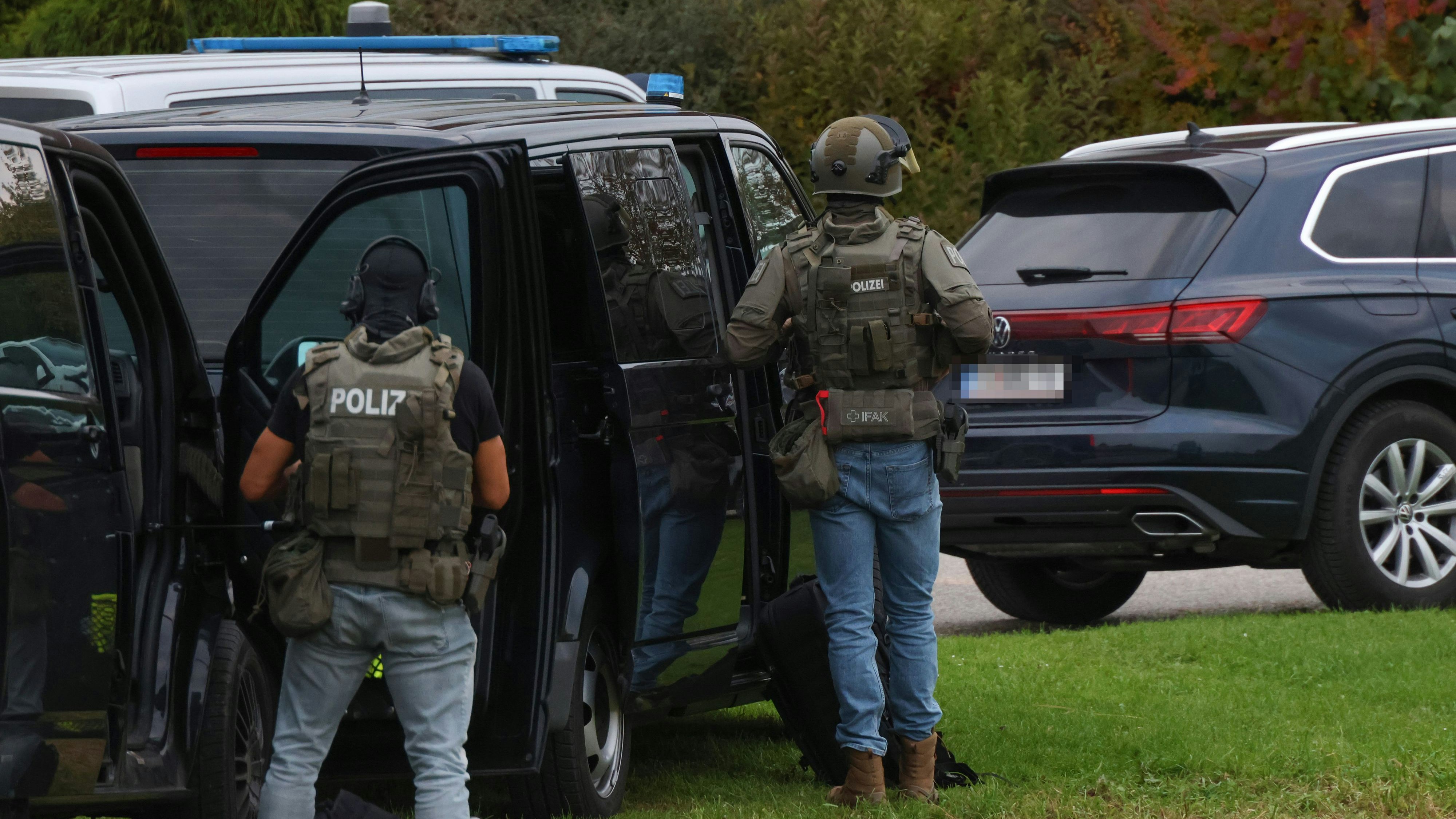 Heute.at - Nach Waffen-Treff in OÖ: Causa wird immer heißer