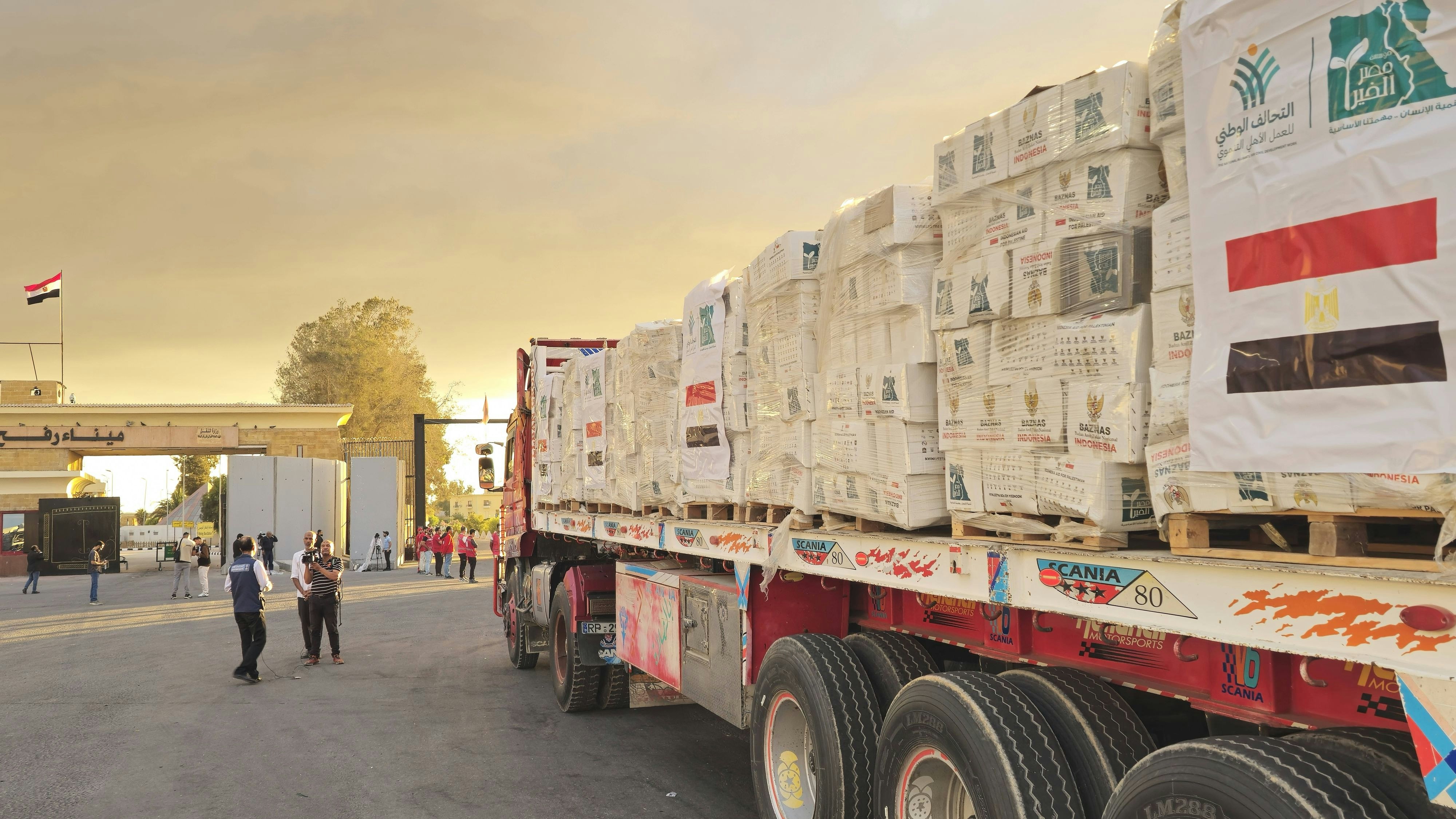 Heute.at - Israel will Grenzübergang öffnen – Lkw bringen Hilfe