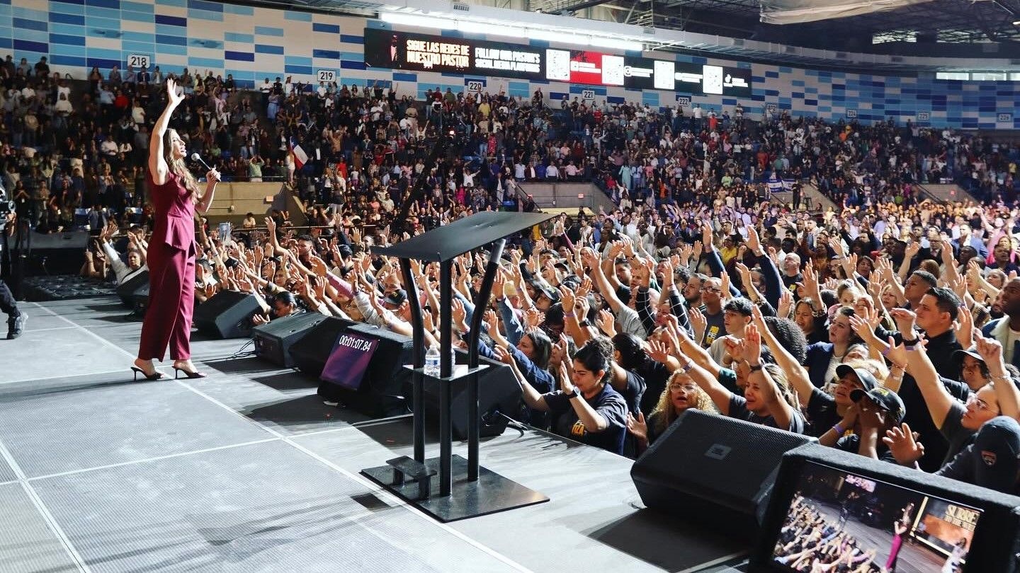 Heute.at - Gefährliche US-Apostelin will Österreich missionieren