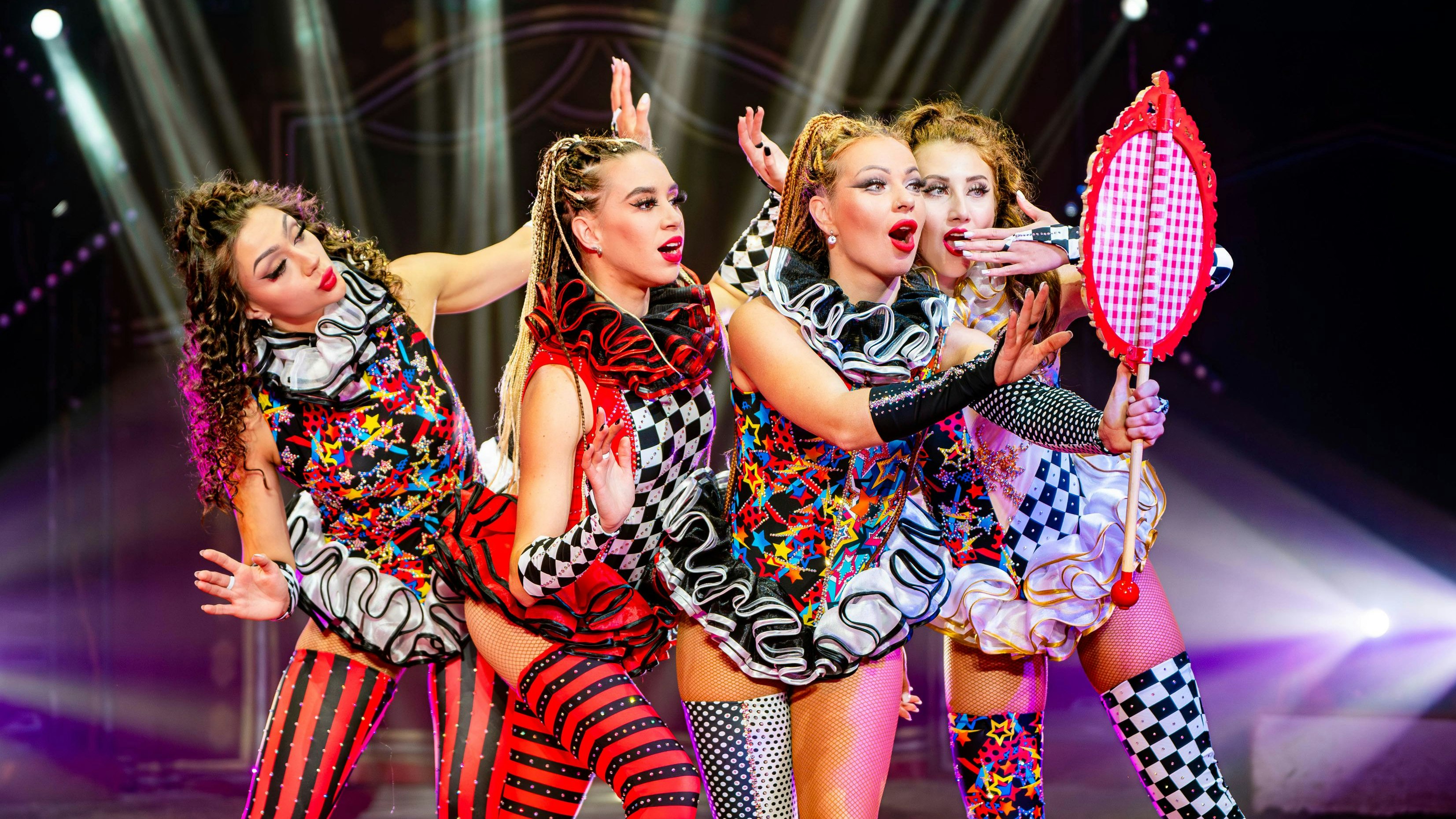 Heute.at - In 7. Generation – Circus Louis Knie kommt nach NÖ