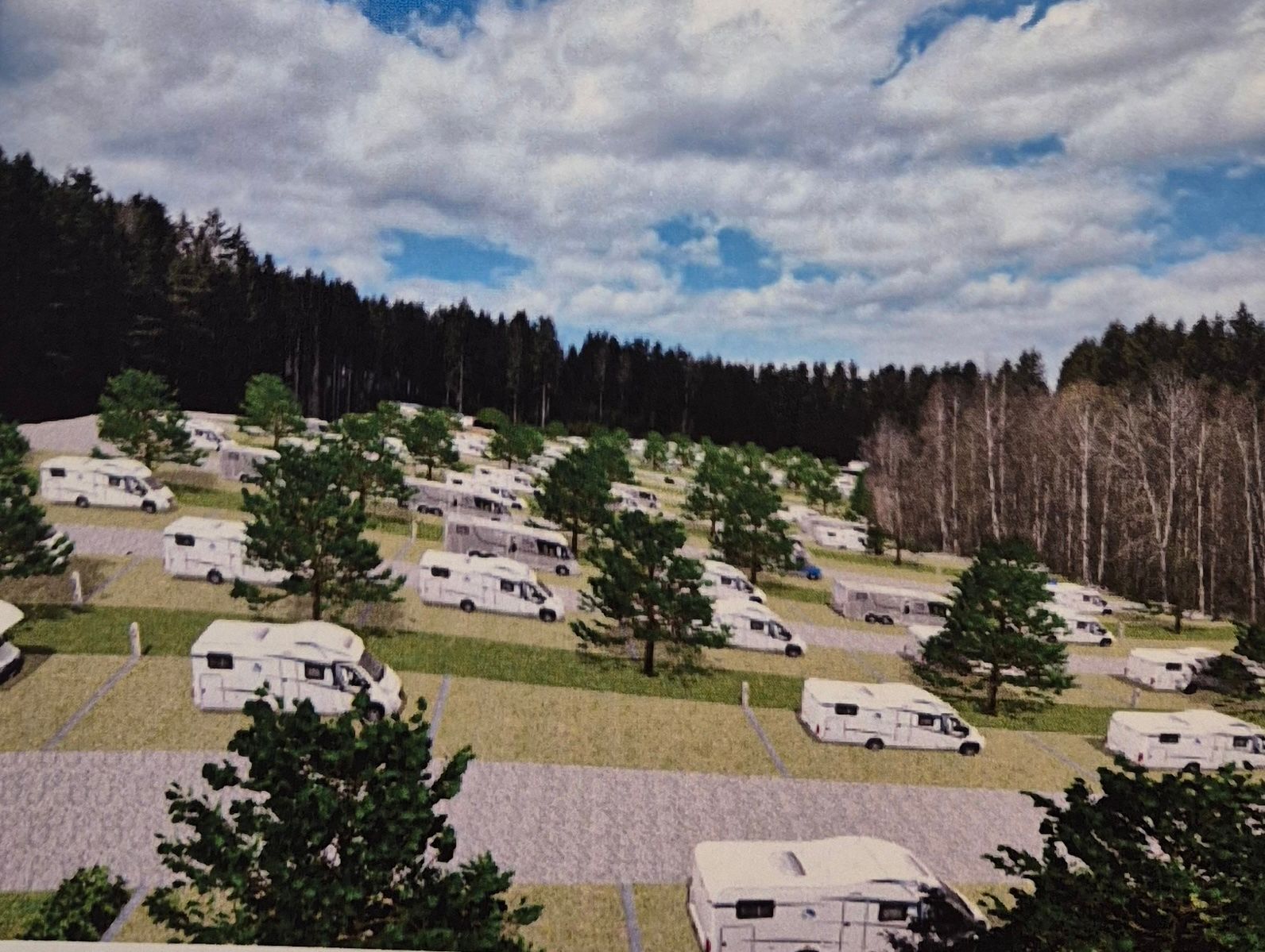 Viel Asphalt und Beton: Ein Campingplatz am idyllischen Herrensee (NÖ) sorgt bereits vor Baubeginn für Ärger.
