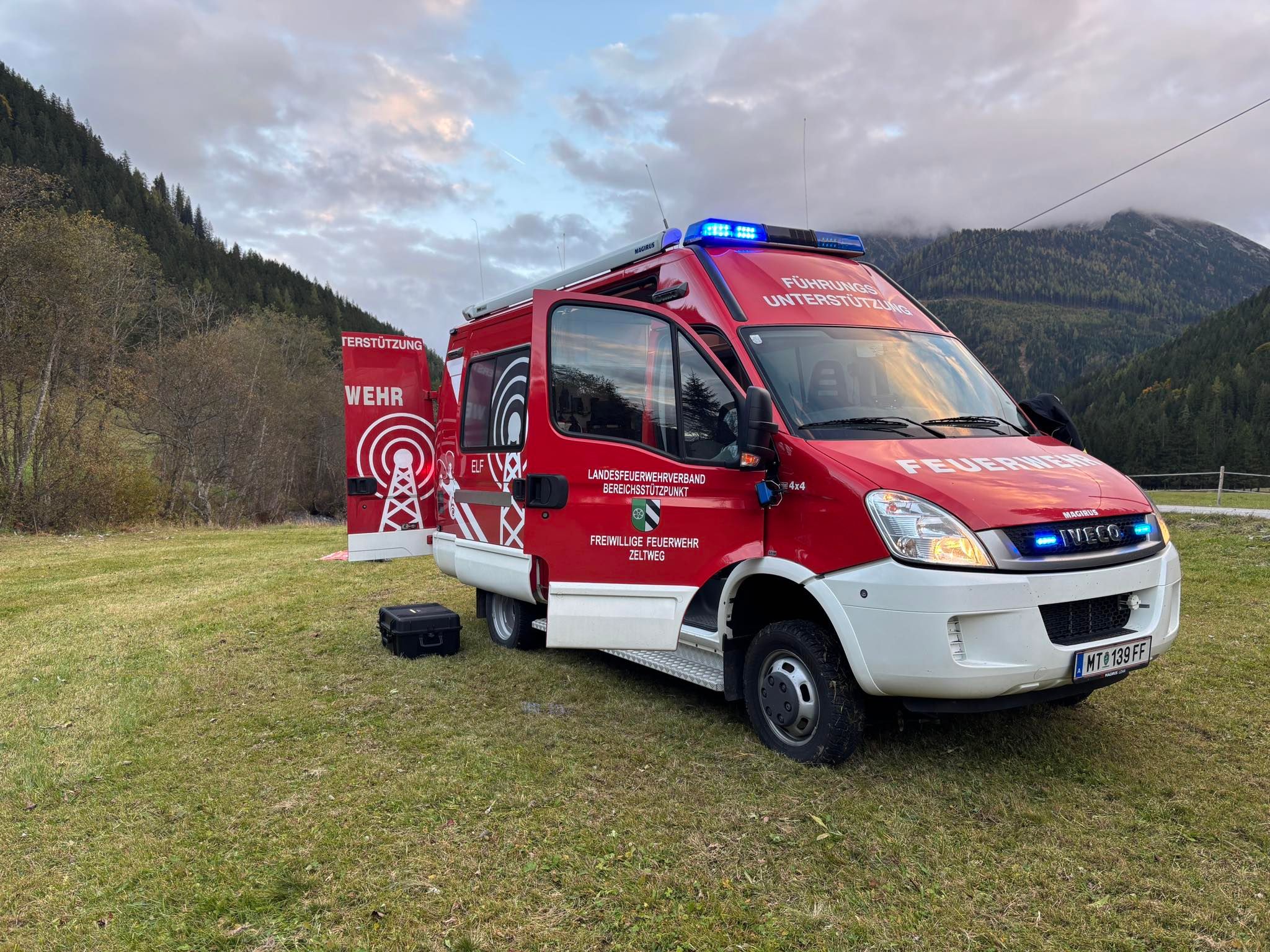 Auch die Feuerwehr Zeltweg beteiligte sich am Sucheinsatz.