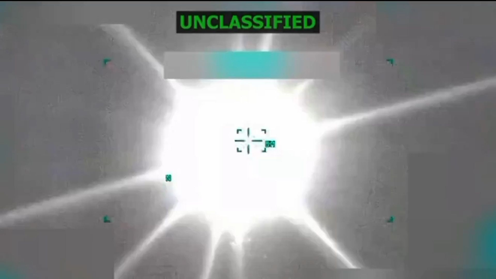 Vor der Küste Venezuelas attackiert das US-Militär diese Woche ein Schiff. Laut Trump habe der US-Geheimdienst zuvor bestätigt, dass das Boot mit Drogennetzwerken in Verbindung gestanden habe und auf einer bekannten Schmuggelroute unterwegs gewesen sei.