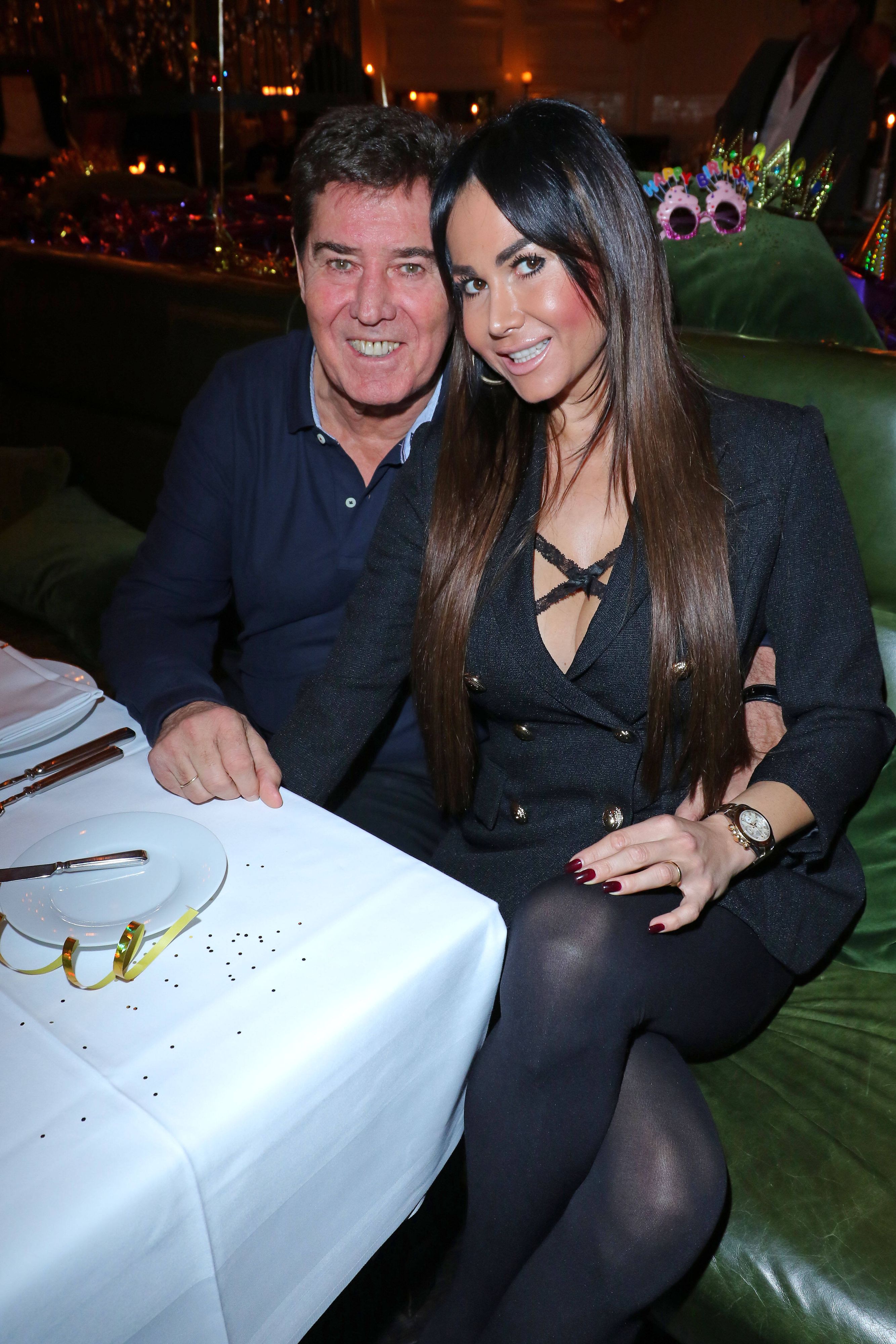 Musikproduzent Jack White mit Rafaella im Jahr 2018.