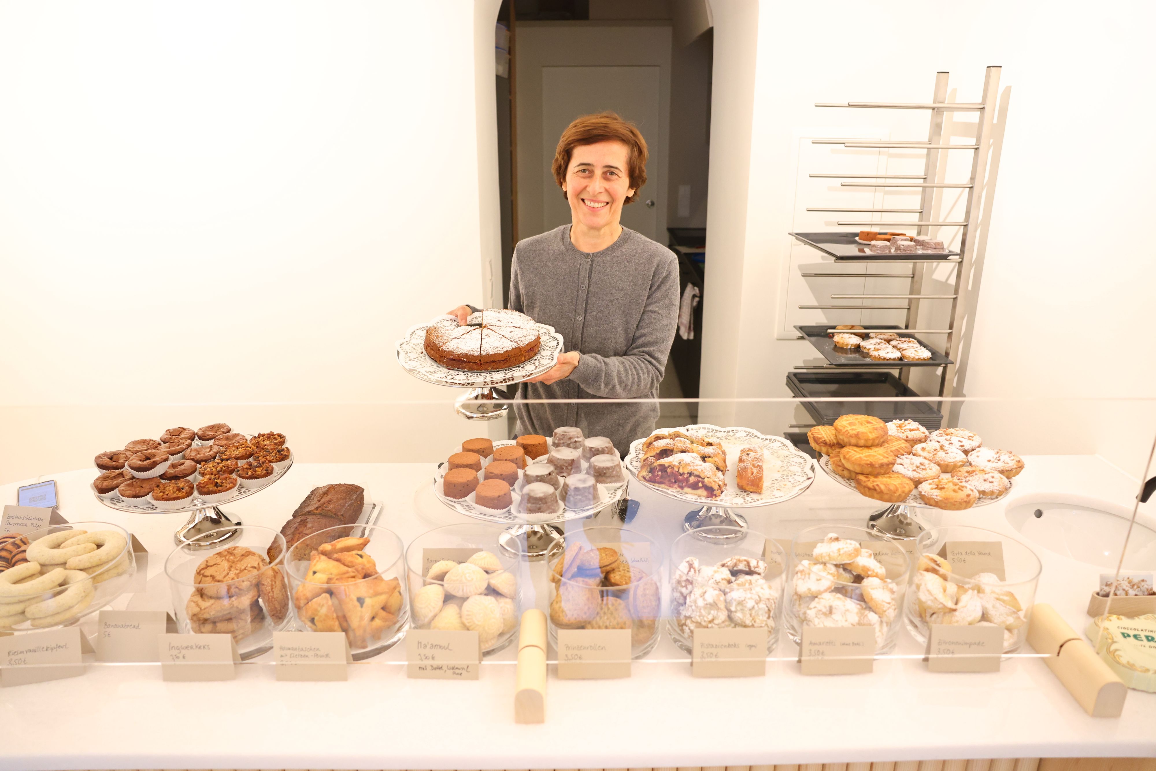 Christine Rabanser verkauft ihre Kekse in der Josefstadt.
