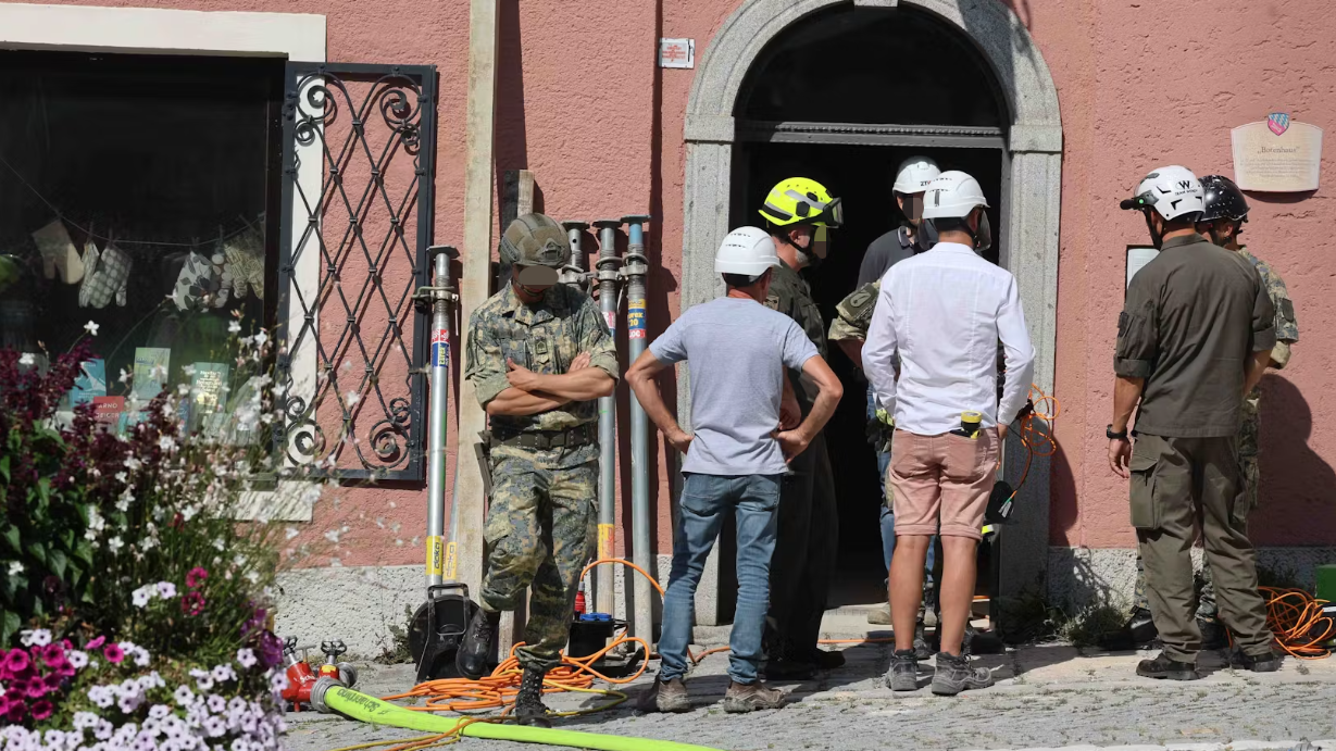 Heute.at - Zwei Tote bei Hauseinsturz: Chef muss jetzt vor Gericht