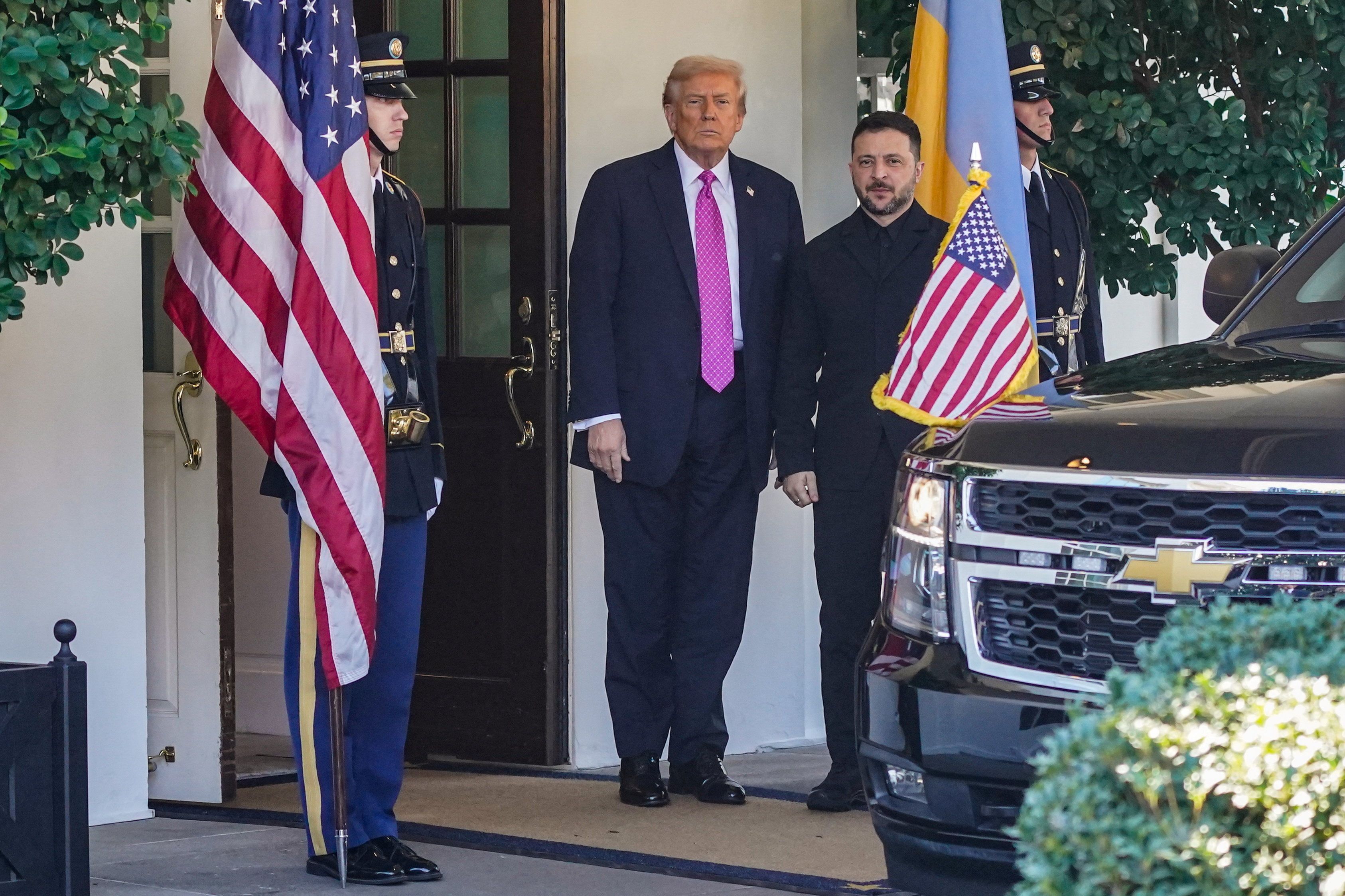 Das Treffen der beiden Präsidenten soll wieder eskaliert sein: Donald Trump (links) und Wolodimir Selenski im Weissen Haus. (17. Oktober 2025)