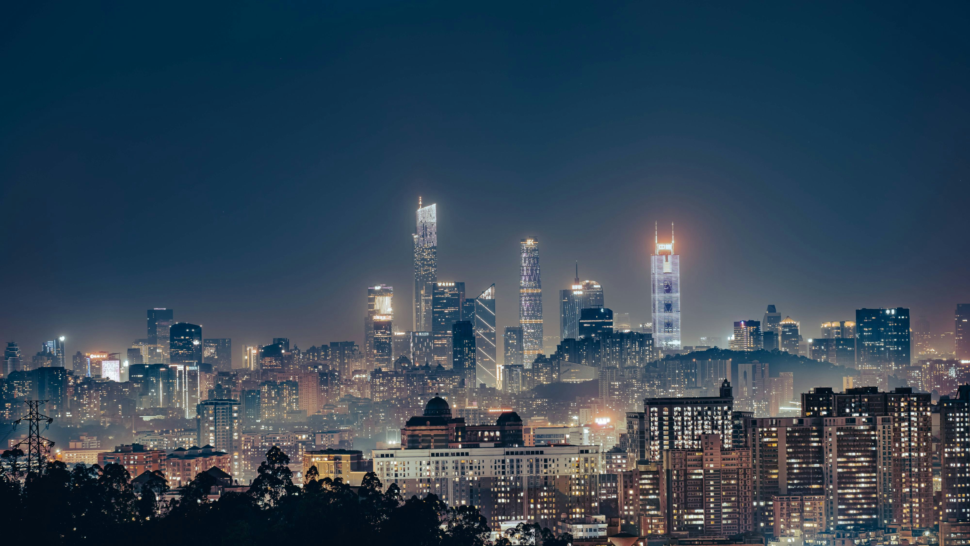 "Feinschmecker kommen hier besonders auf ihre Kosten, denn Guangzhou ist die Geburtsstätte der kantonesischen Küche", schreibt Booking.com.