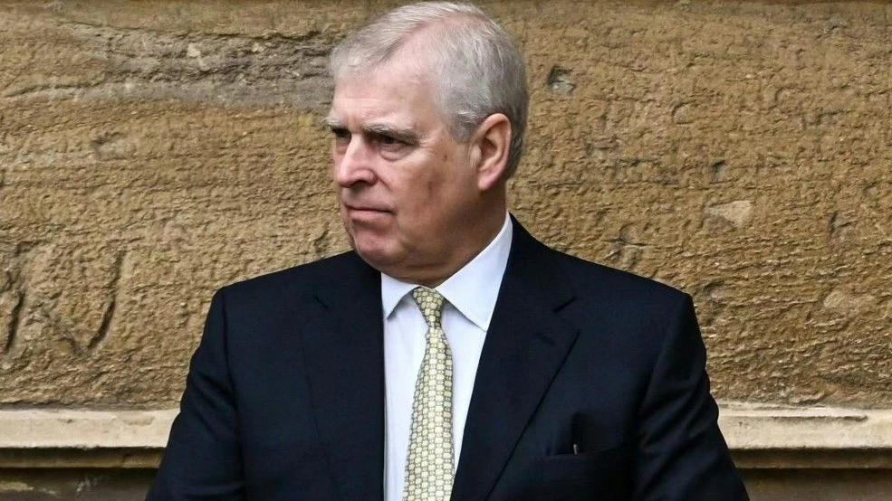 Heute.at - Andrew soll Palast-Mitarbeiter geschlagen haben