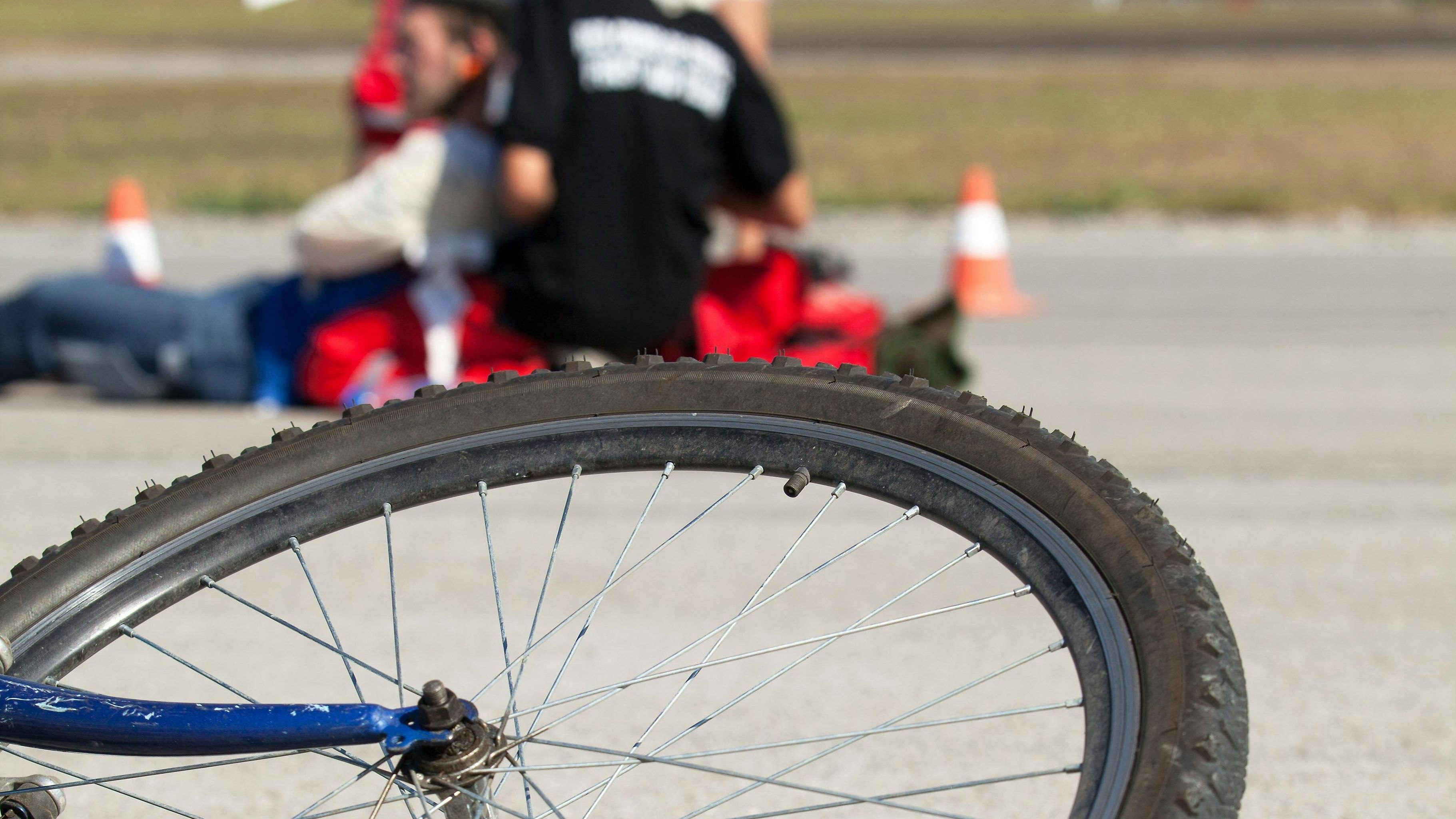 Heute.at - Nach Crash mit Radfahrer: Fußgängerin (78) verstorben