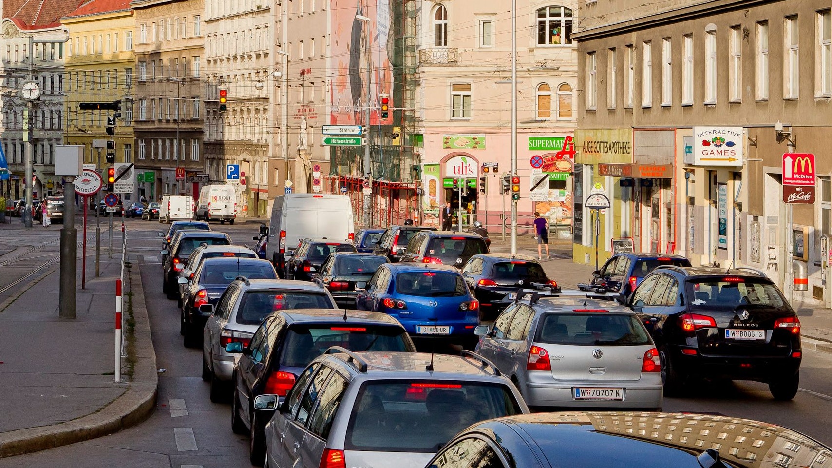 Heute.at - Wegen Lärm – Anrainer legen Sonntag den Gürtel lahm