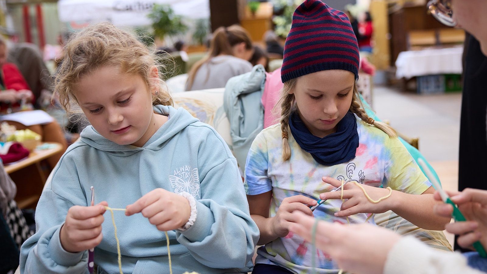 Heute.at - Wärmende Aktion – Wien häkelt für Menschen in Not