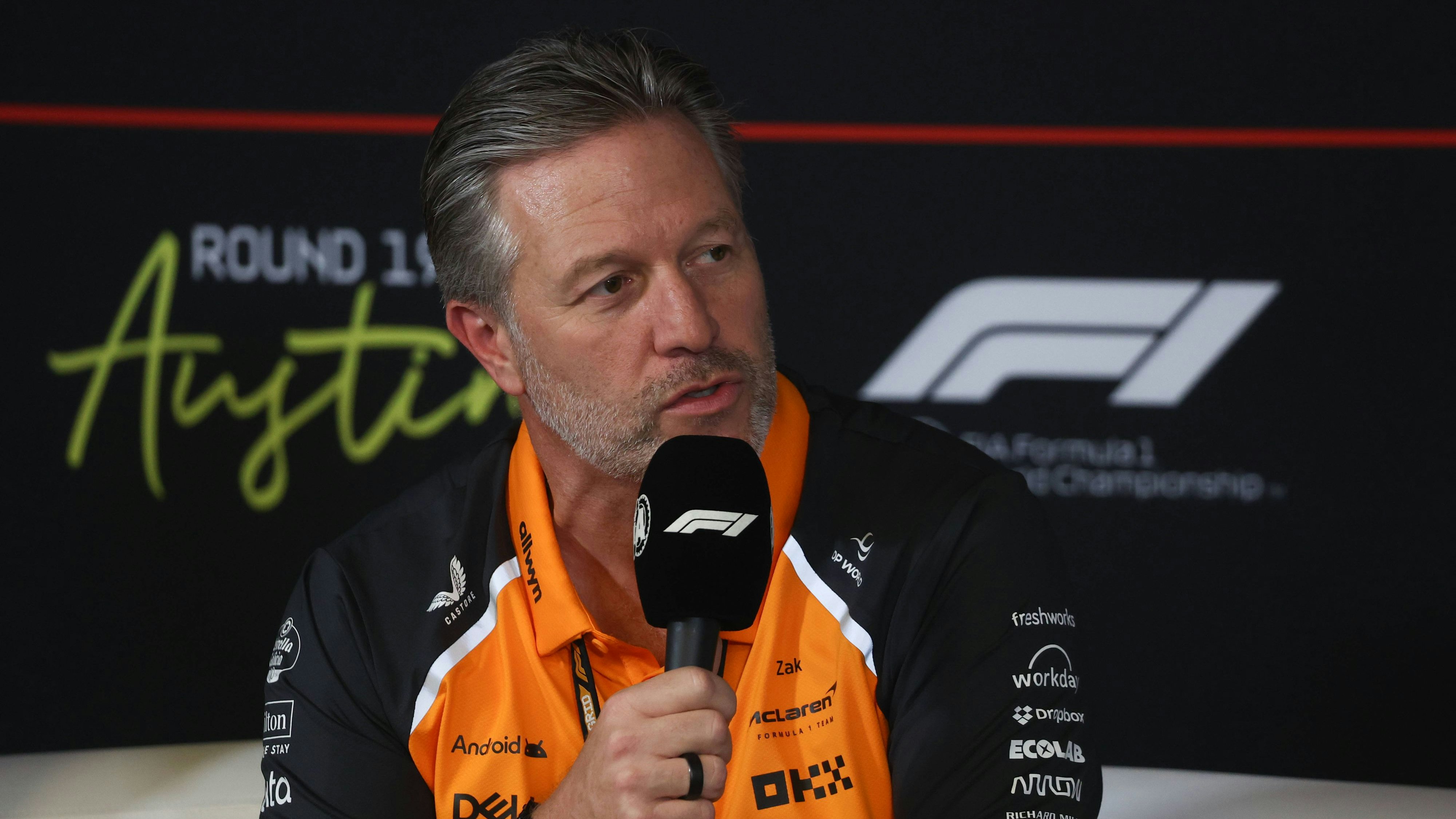 Heute.at - Amateurhaft – McLaren-Boss schäumt nach Crash