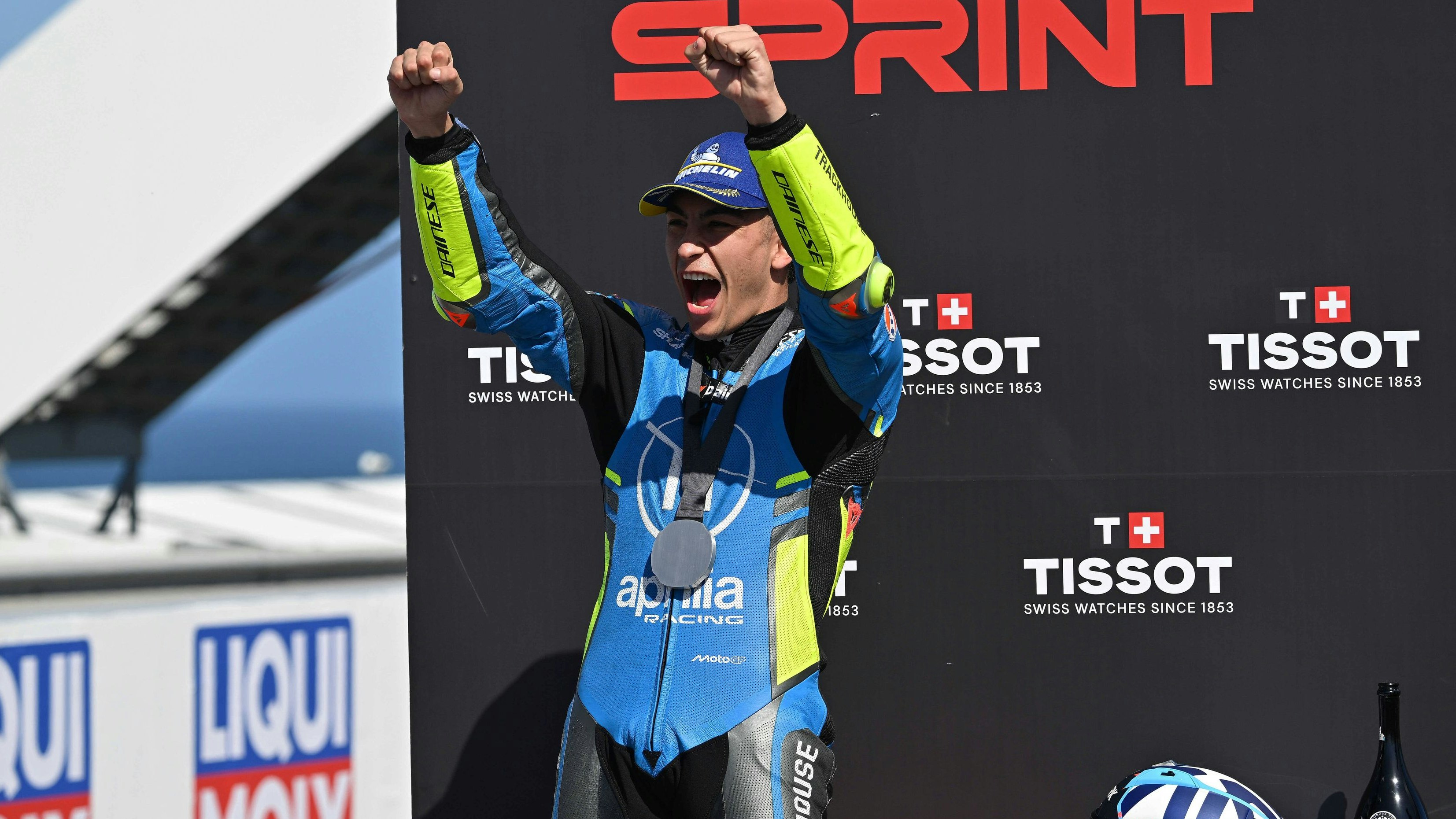 Heute.at - 24-jähriger holt Premierensieg in der MotoGP