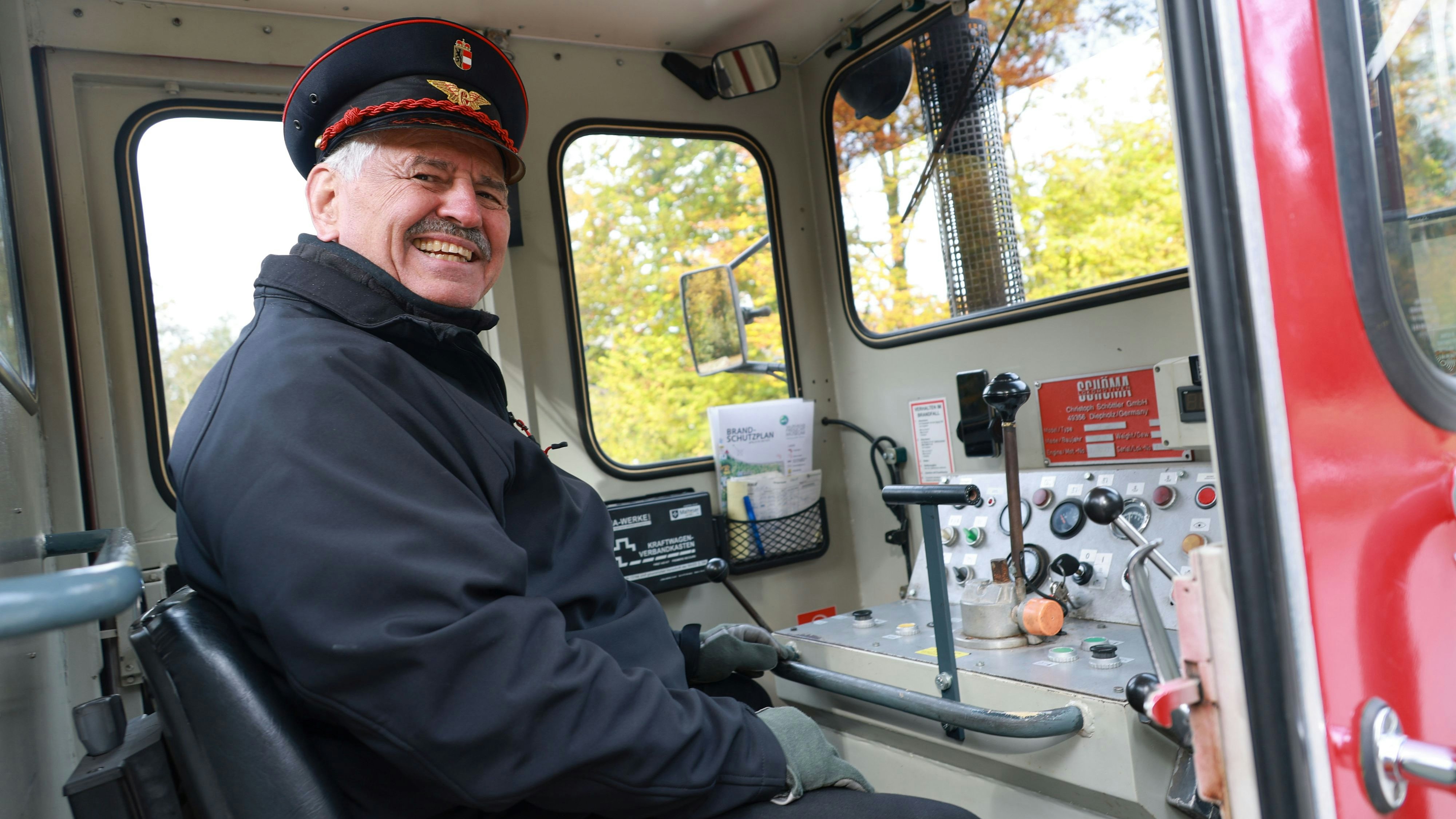 Heute.at - Vom Cockpit in die Lok: Airchief Chef auf neuer Mission