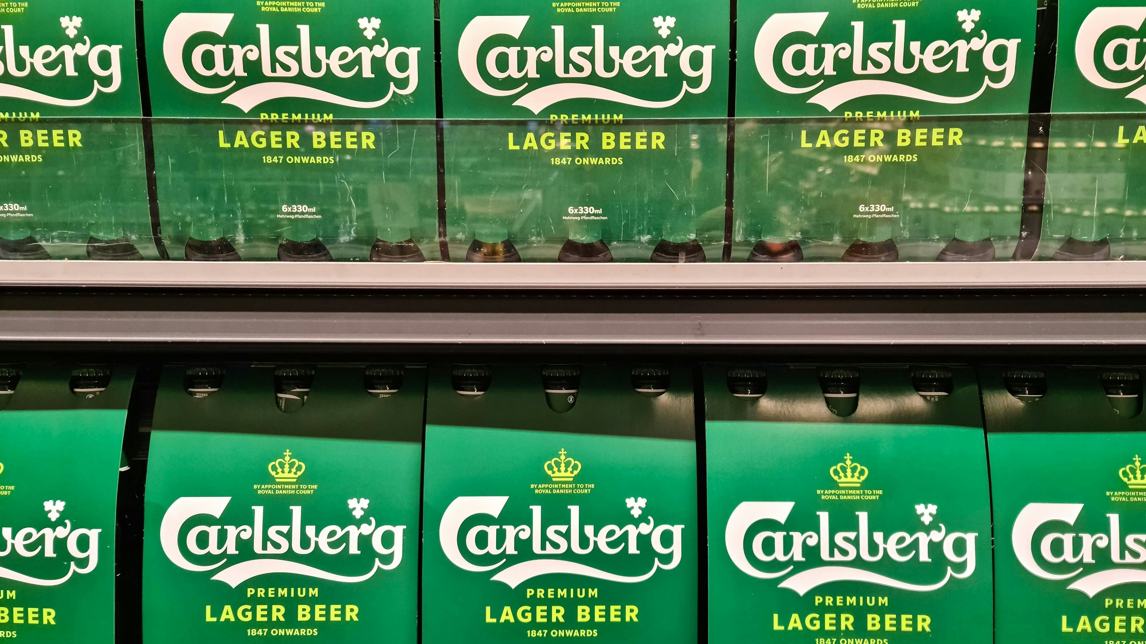 Heute.at - Brauerei präsentiert die kleinste Bierflasche der Welt