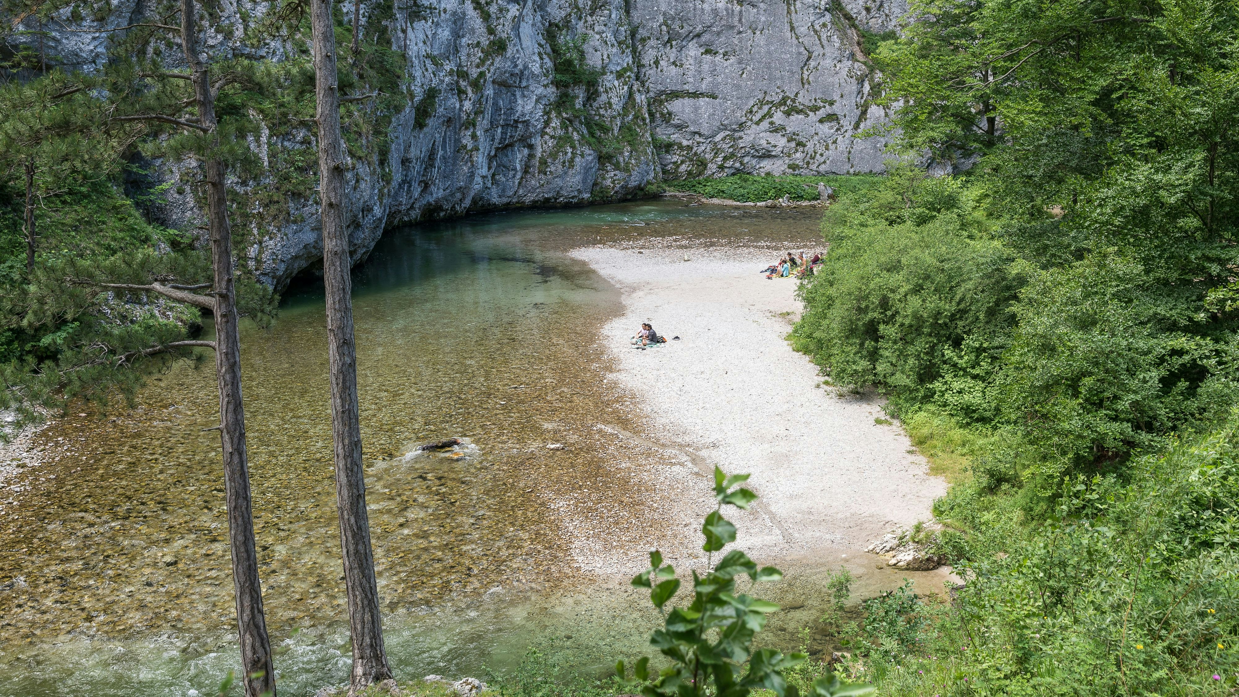 Heute.at - 8,5 Kilometer lang – neuer Flusswanderweg im Höllental