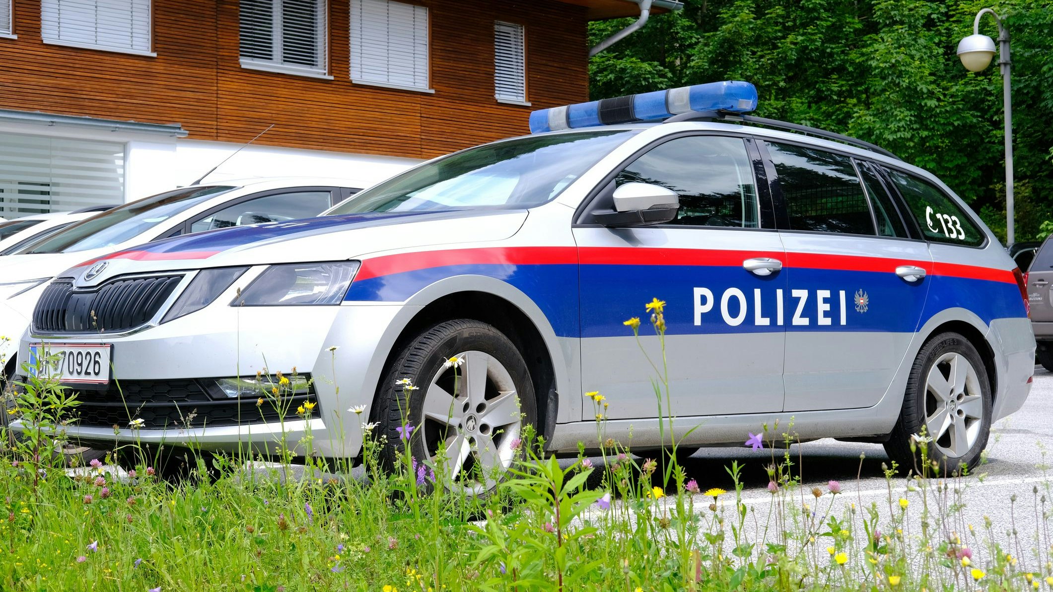 Heute.at - Bewohner kommt nach Hause und ruft sofort die Polizei