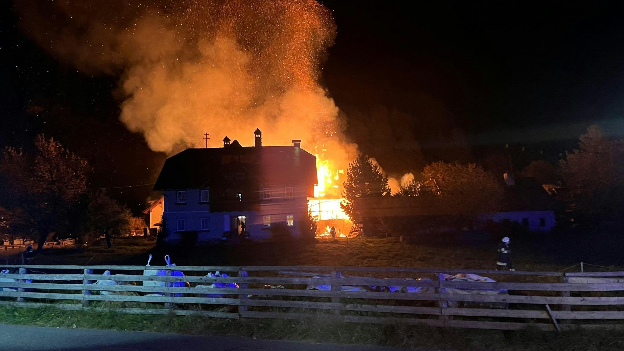 Heute.at - Mysteriöse Brandserie: Ermittlungen in Kärnten