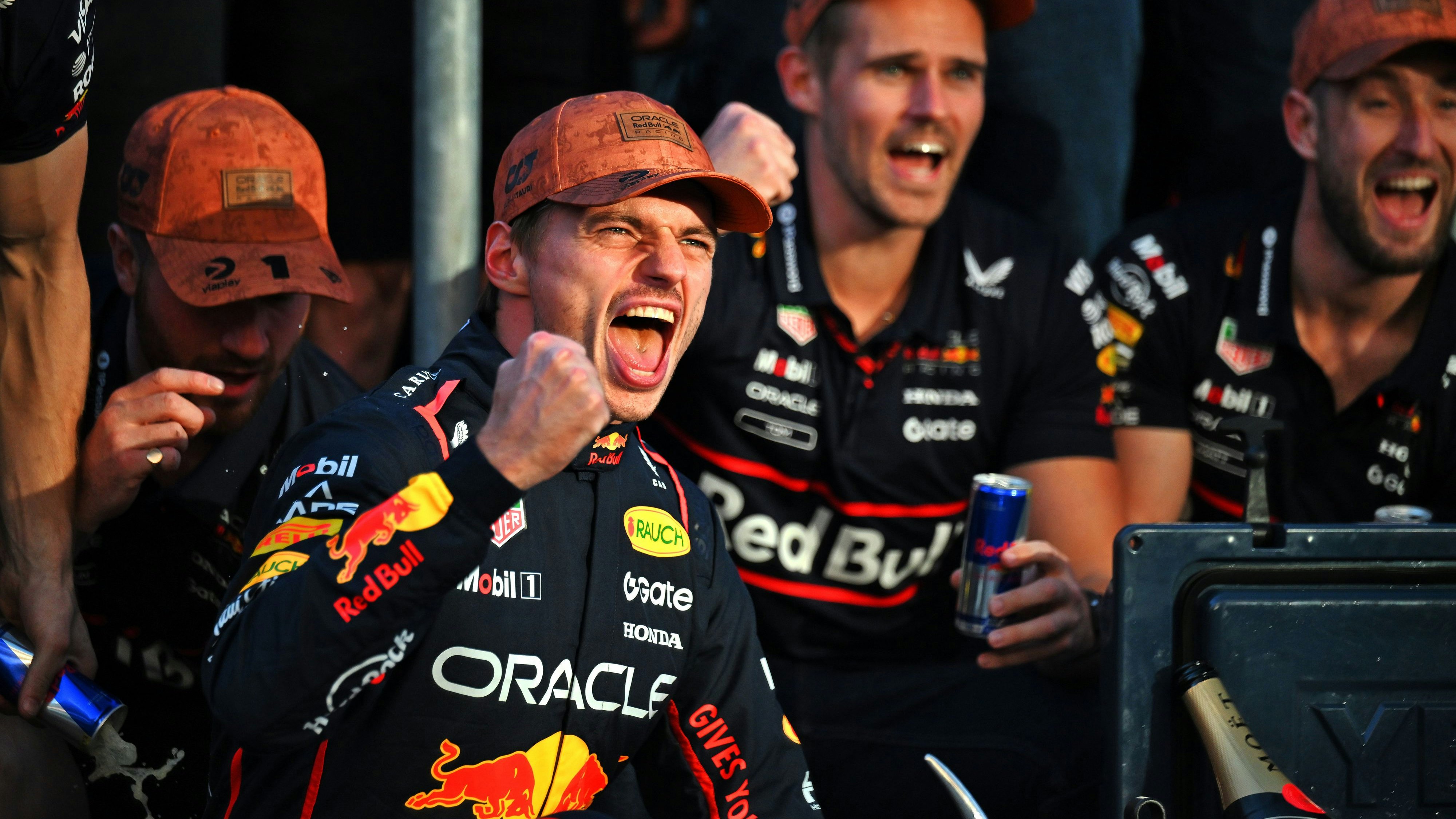 Heute.at - Red Bull kassiert Strafe bei Verstappen-Triumph