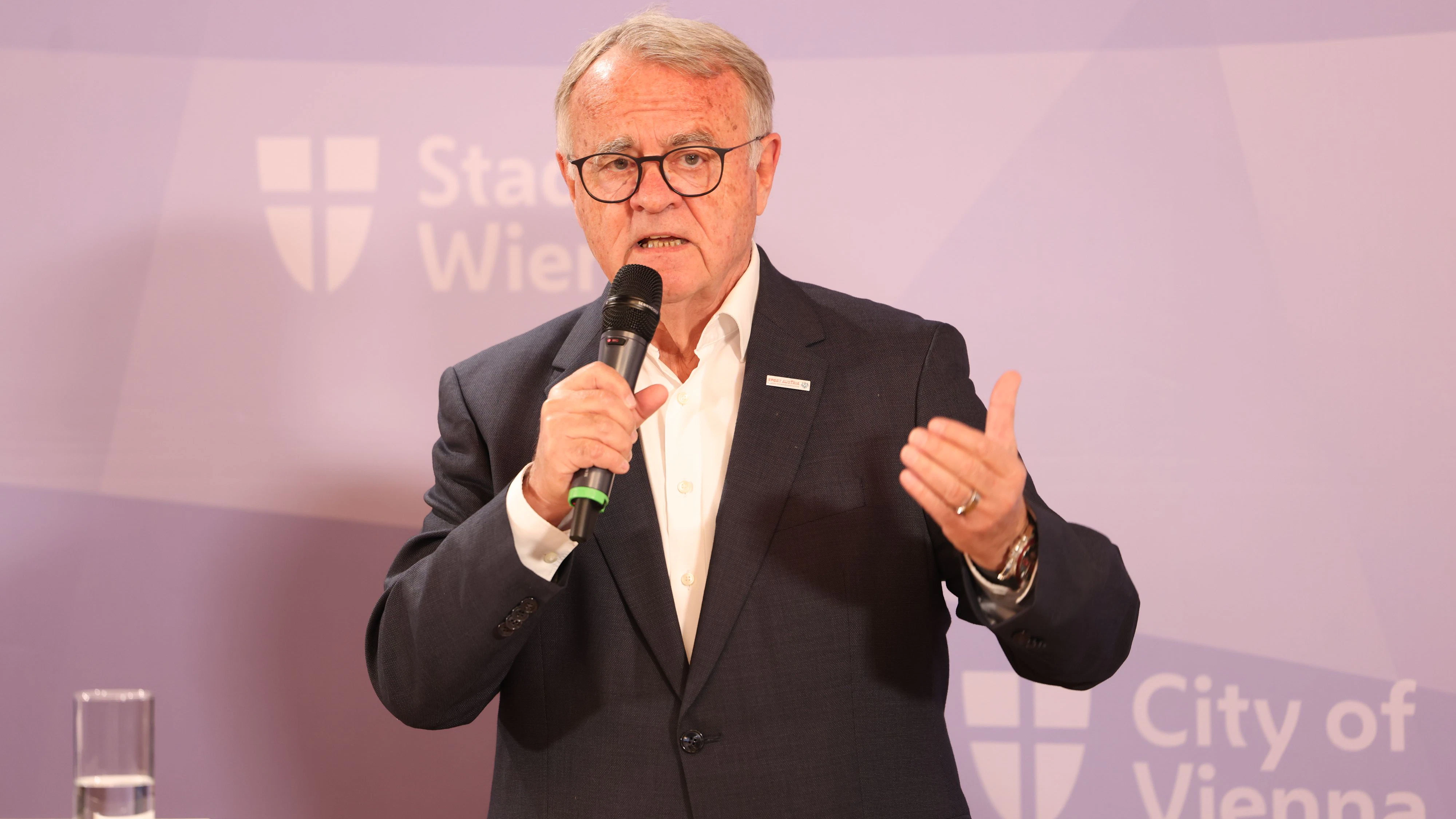 Alt-Landeshauptmann Hans Niessl: "