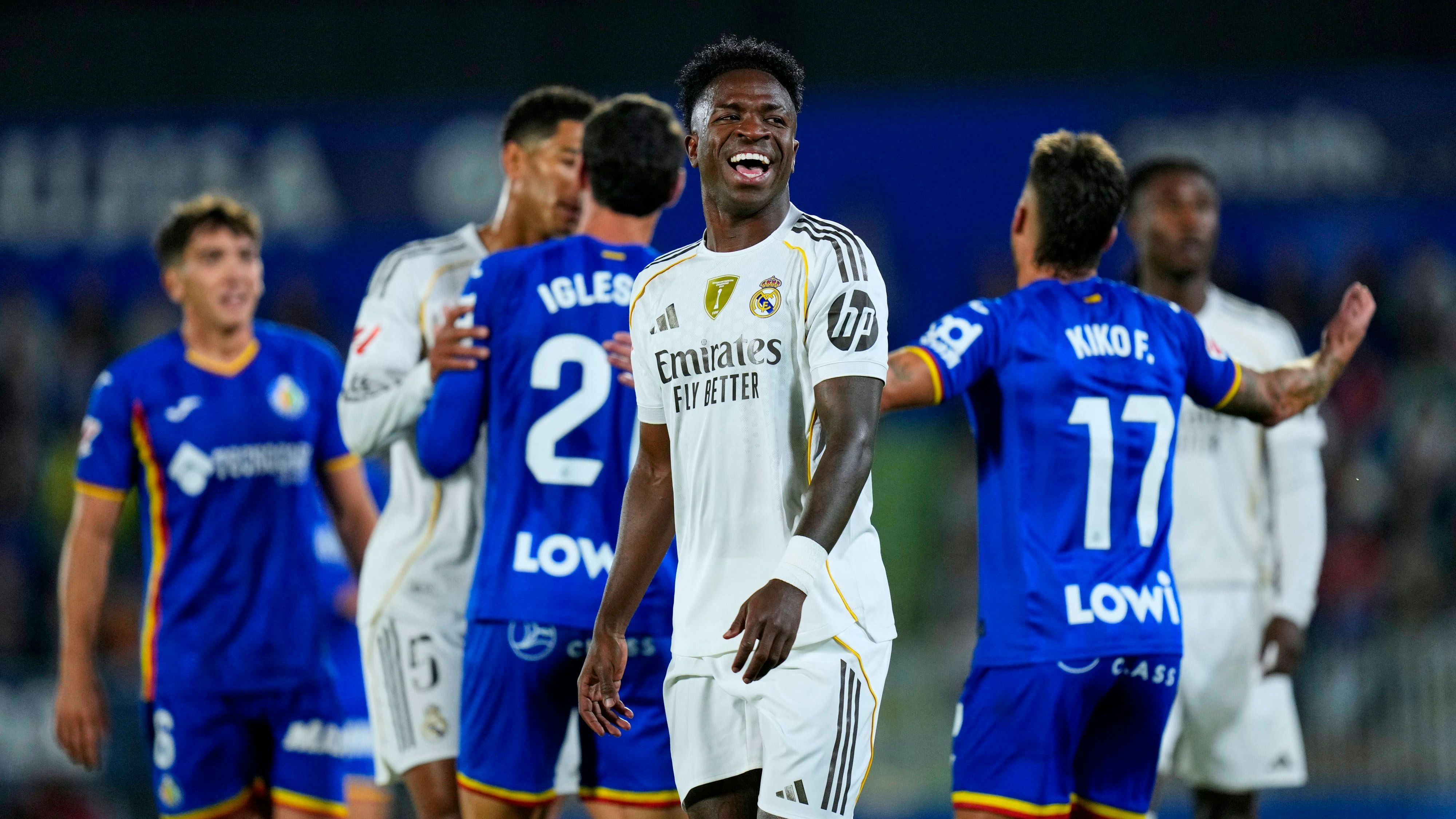 Heute.at - Real-Star angefeindet! Deshalb hasst dich jeder