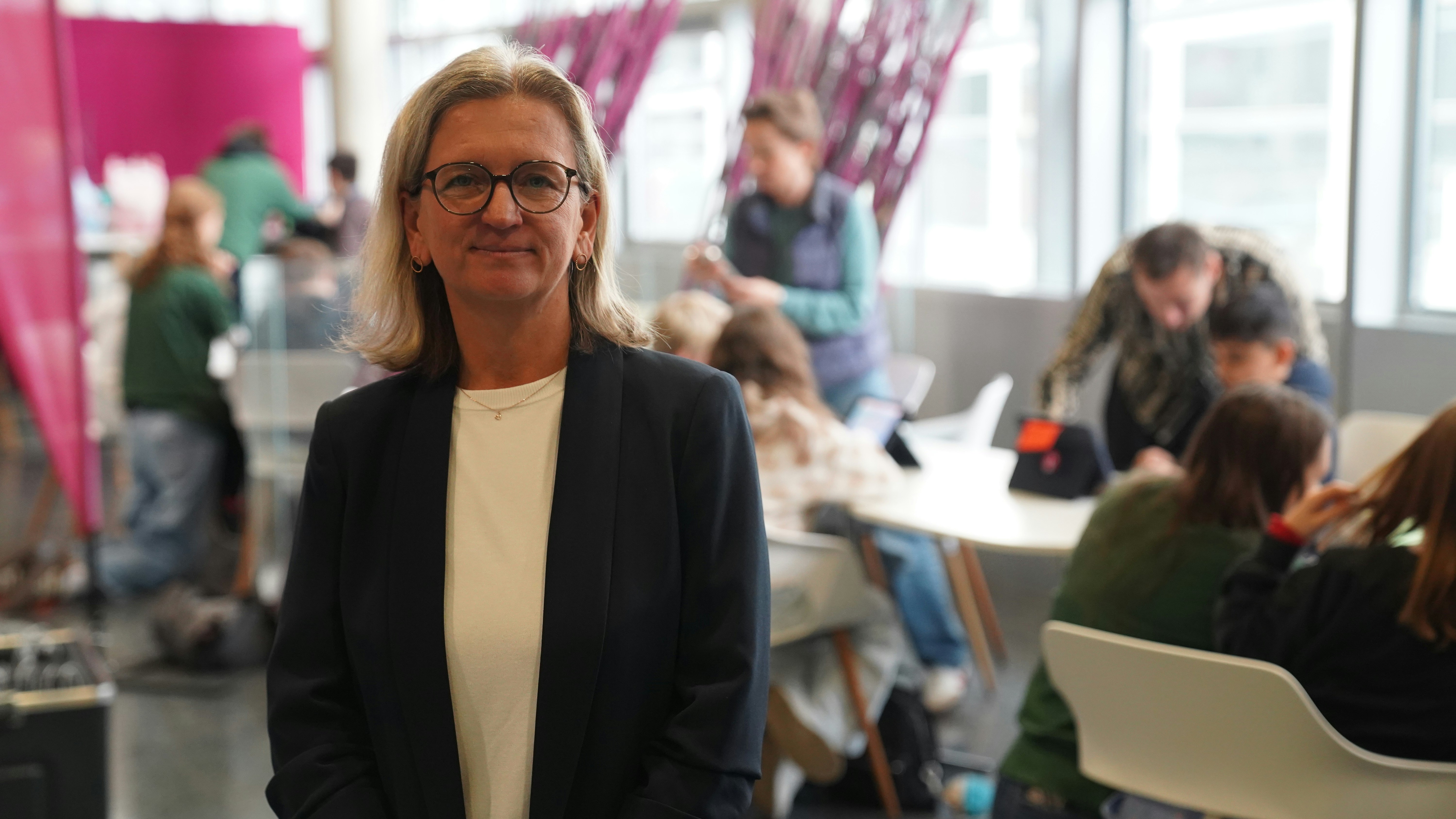 Birgit Köller-Weidinger ist Direktorin der Volksschule Kreindlgasse im 19. Bezirk.